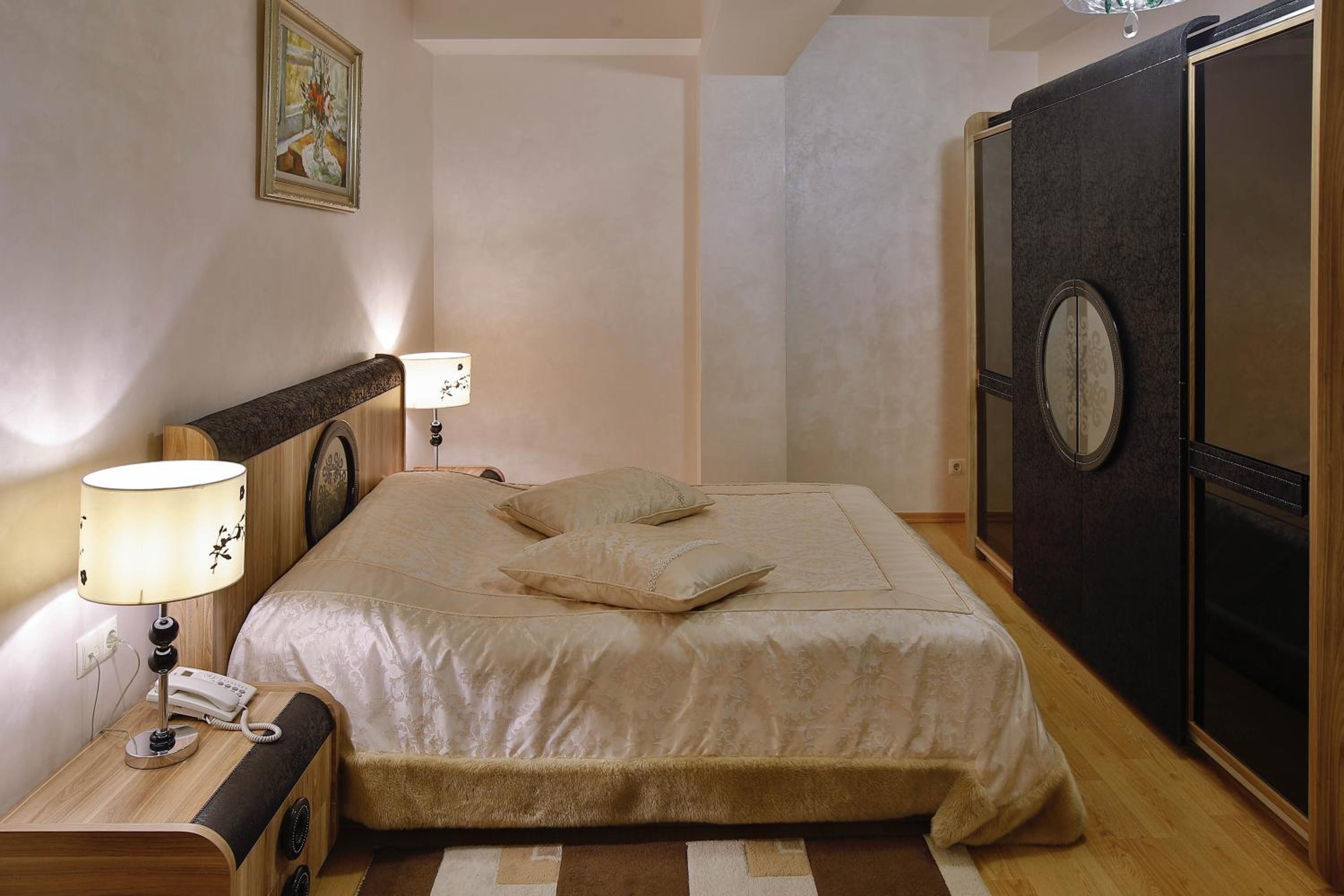 Suite with City View