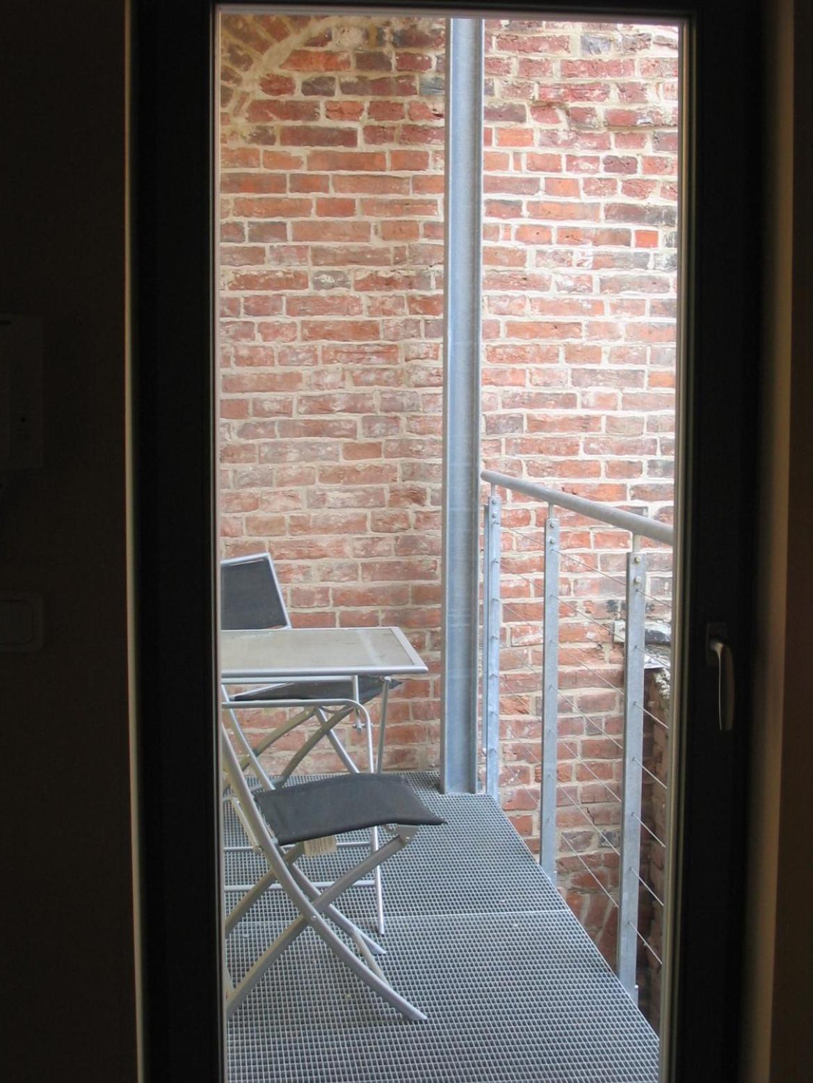 One-Bedroom Apartment photo 3