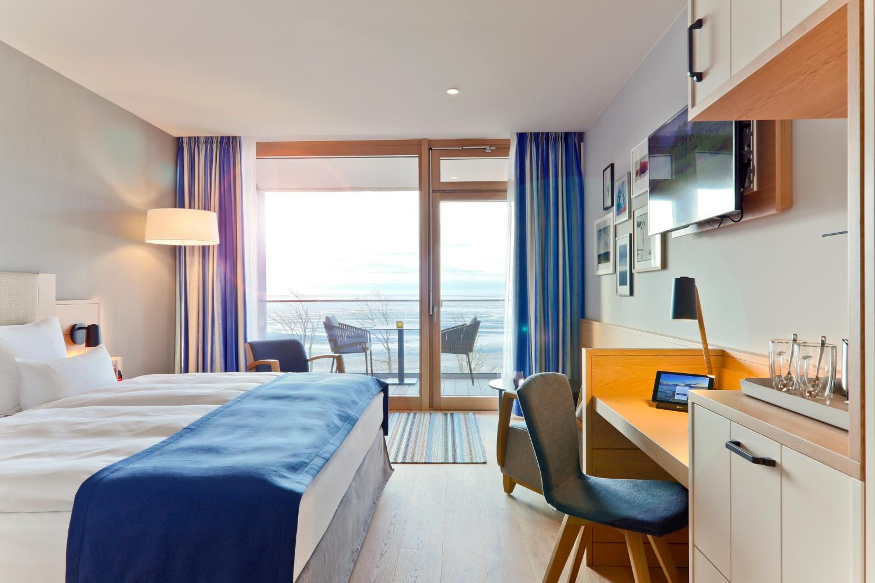 Classic Double Room with Sea View photo 1