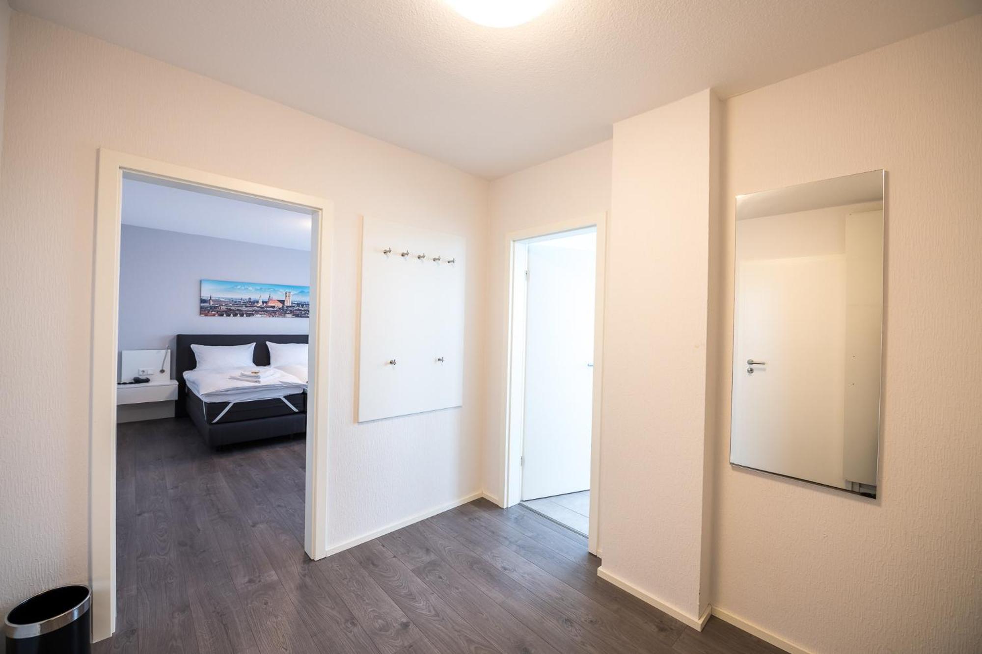 Double Room with Private Bathroom - Photo 3