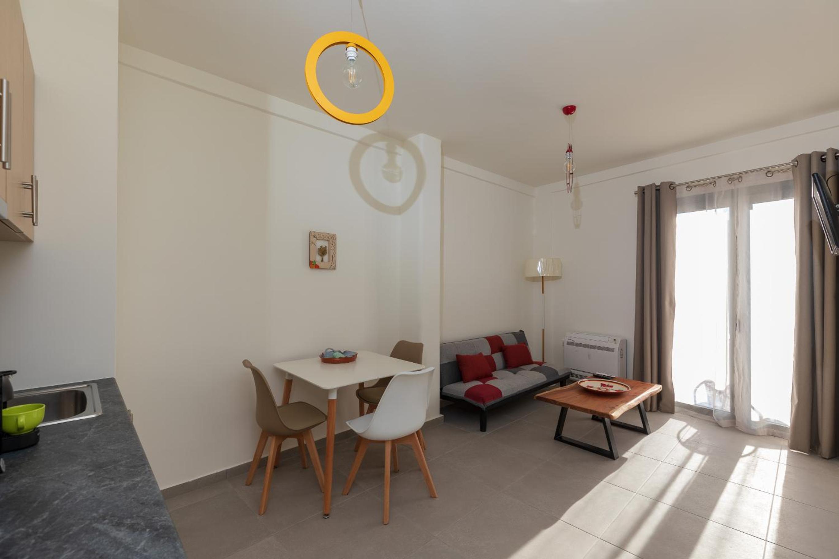 Apartment with Mountain View photo 3
