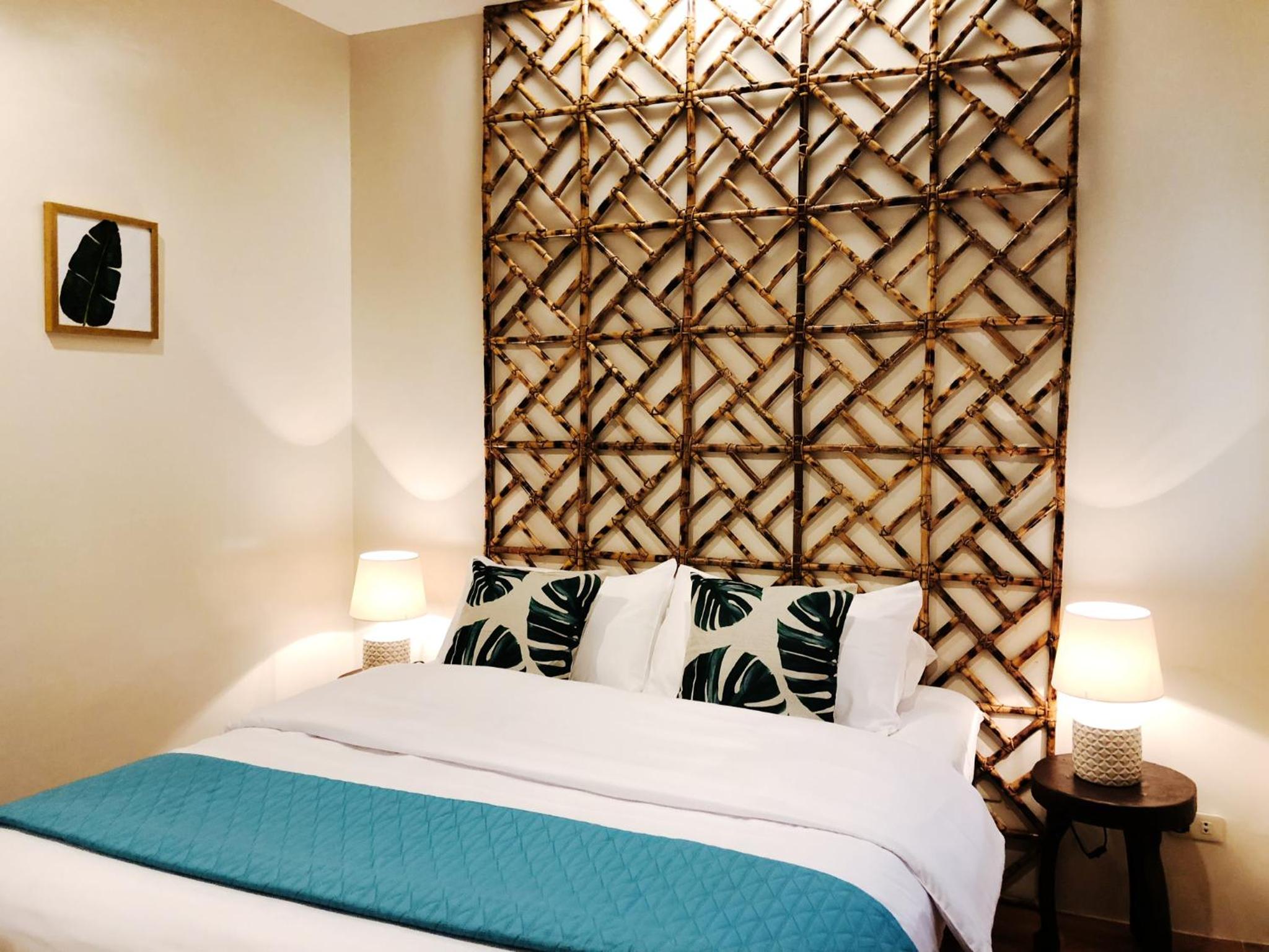 Deluxe Double Room with Shower