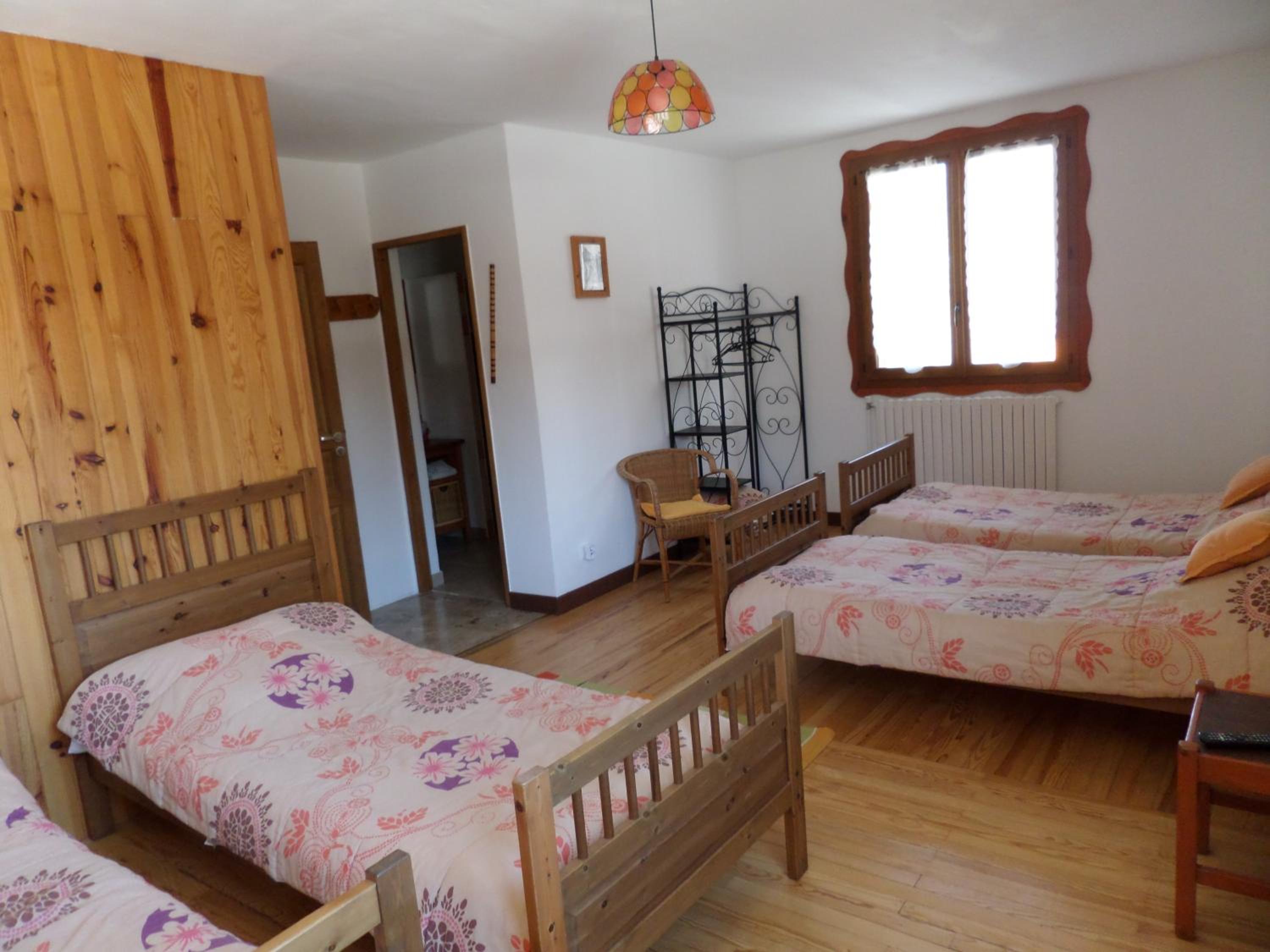 Quadruple Room with Mountain View photo 2