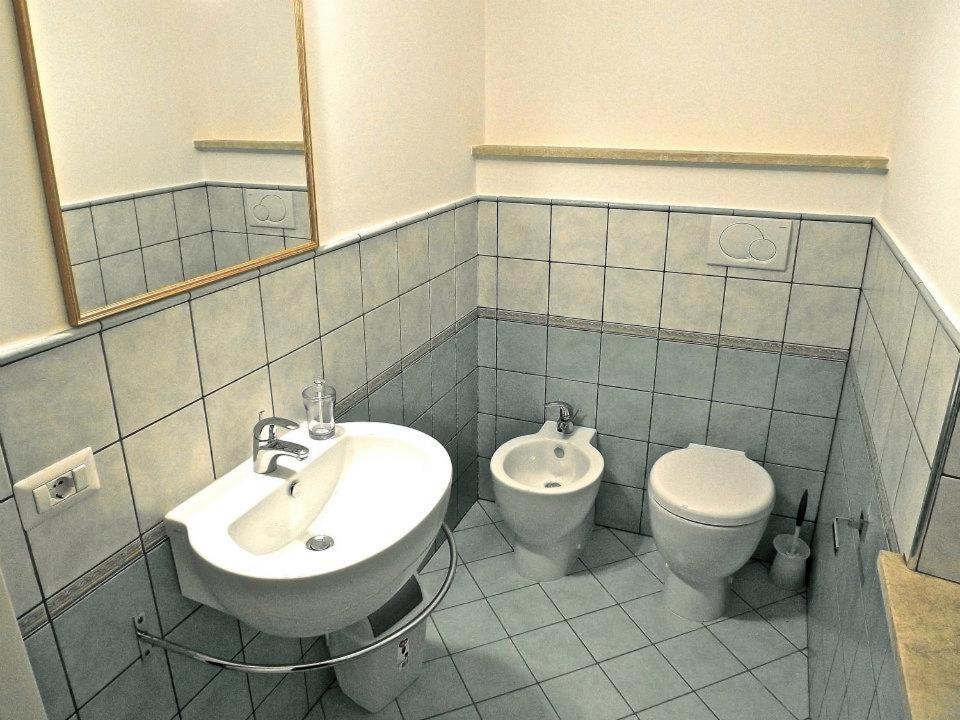 Basic Triple Room photo 3