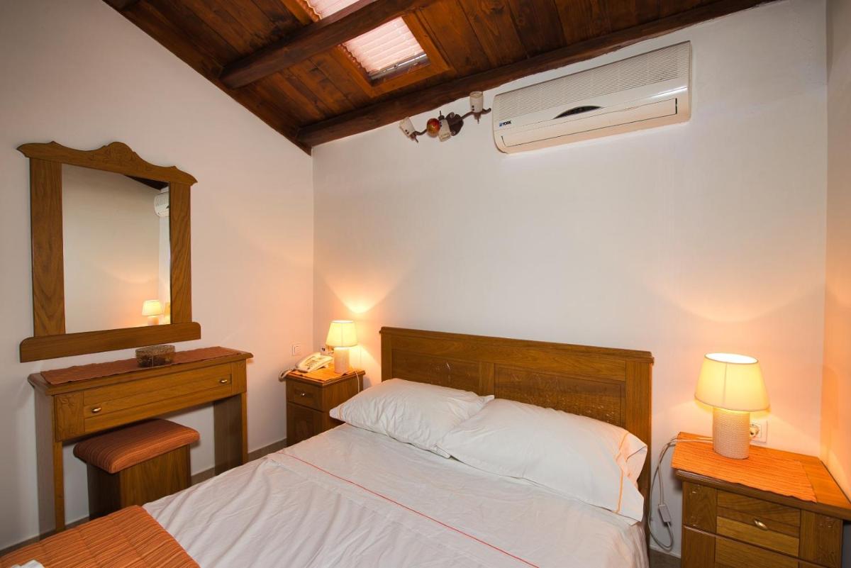 Triple Room with Sea View photo 2
