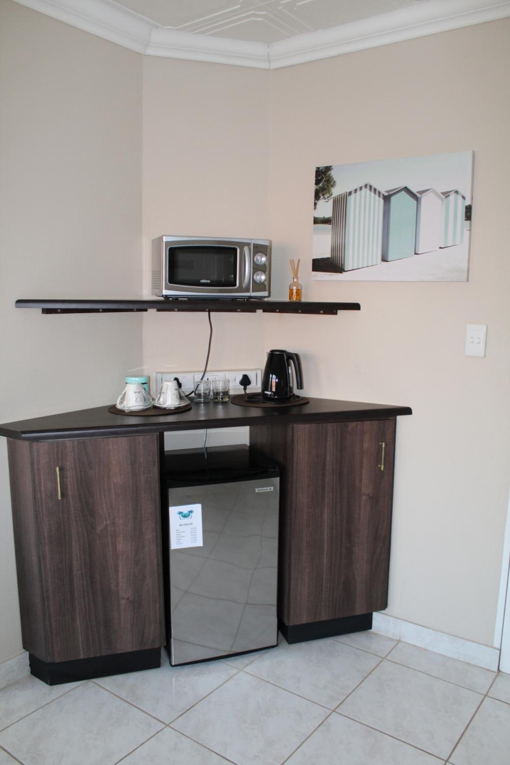 Family Room photo 3