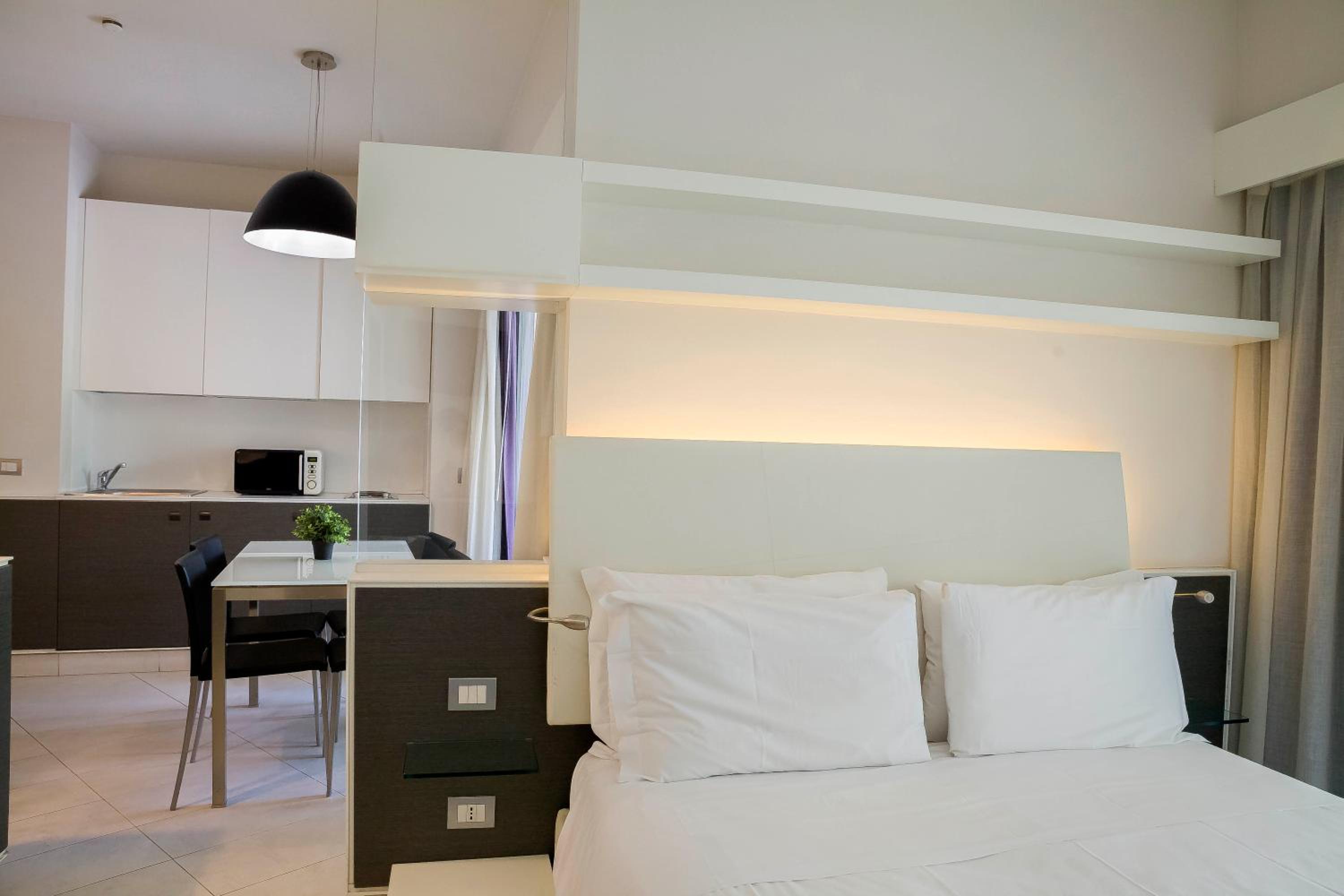 Suite with Balcony photo 2