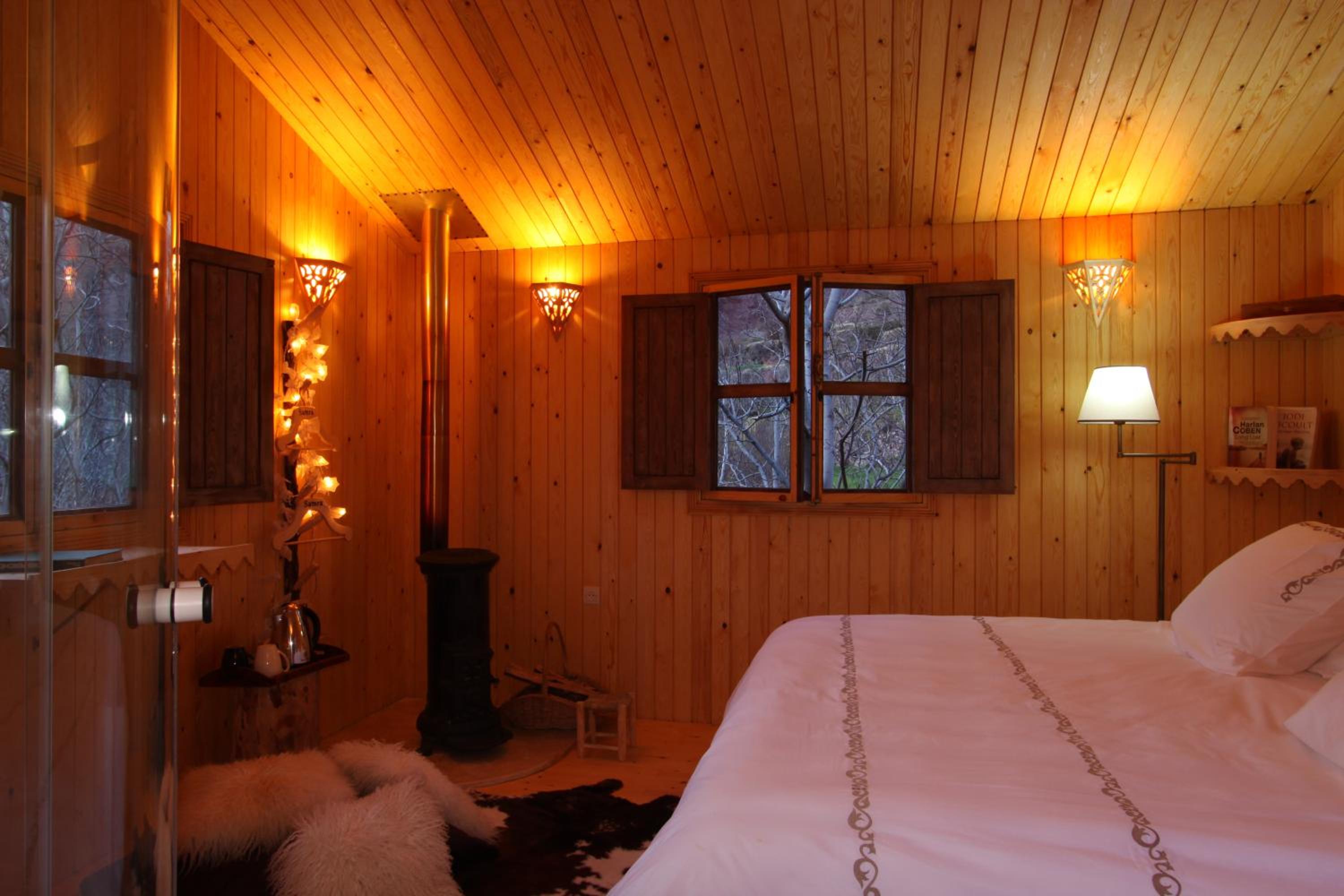 Superior Chalet - Photo 5