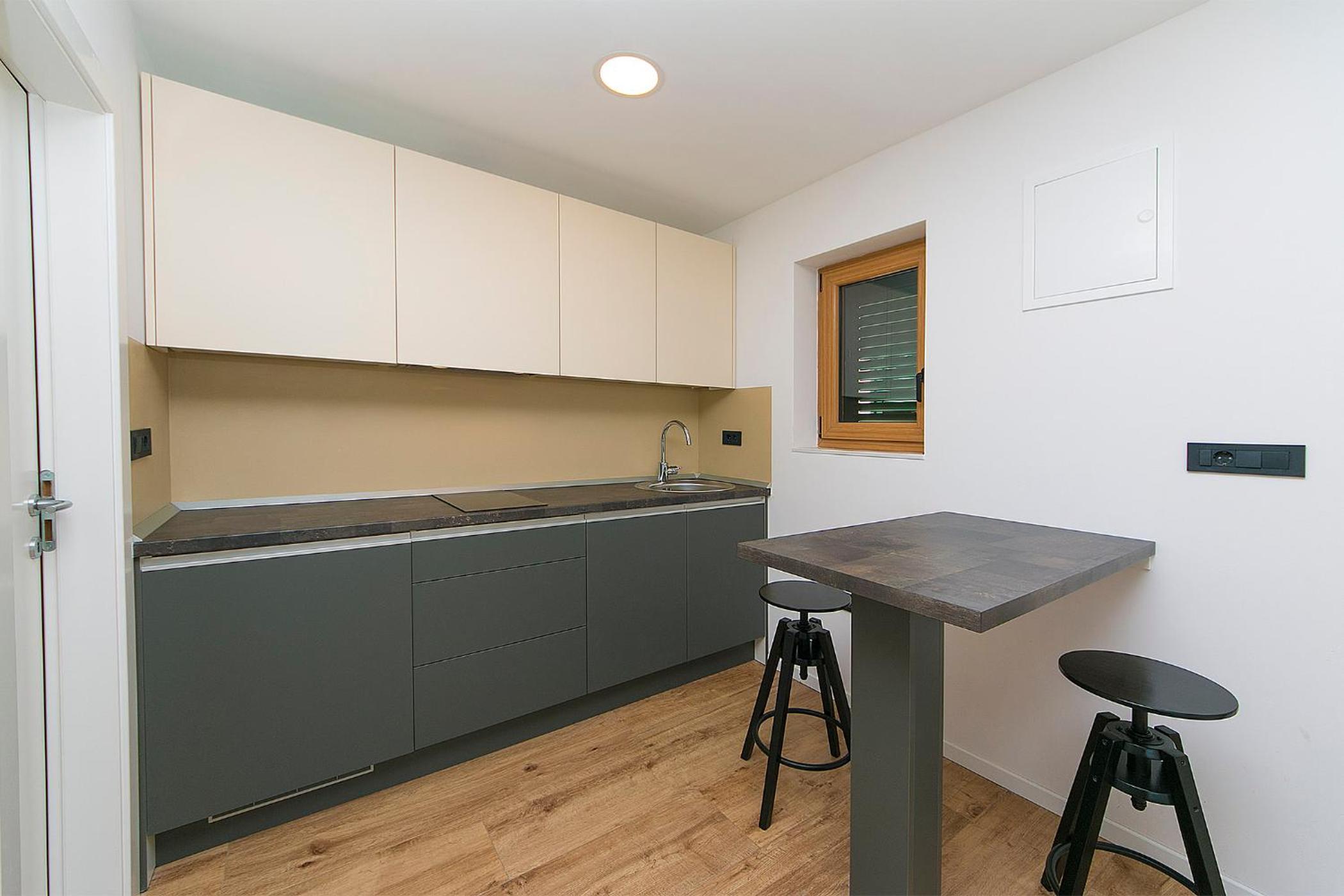Studio Apartment photo 3