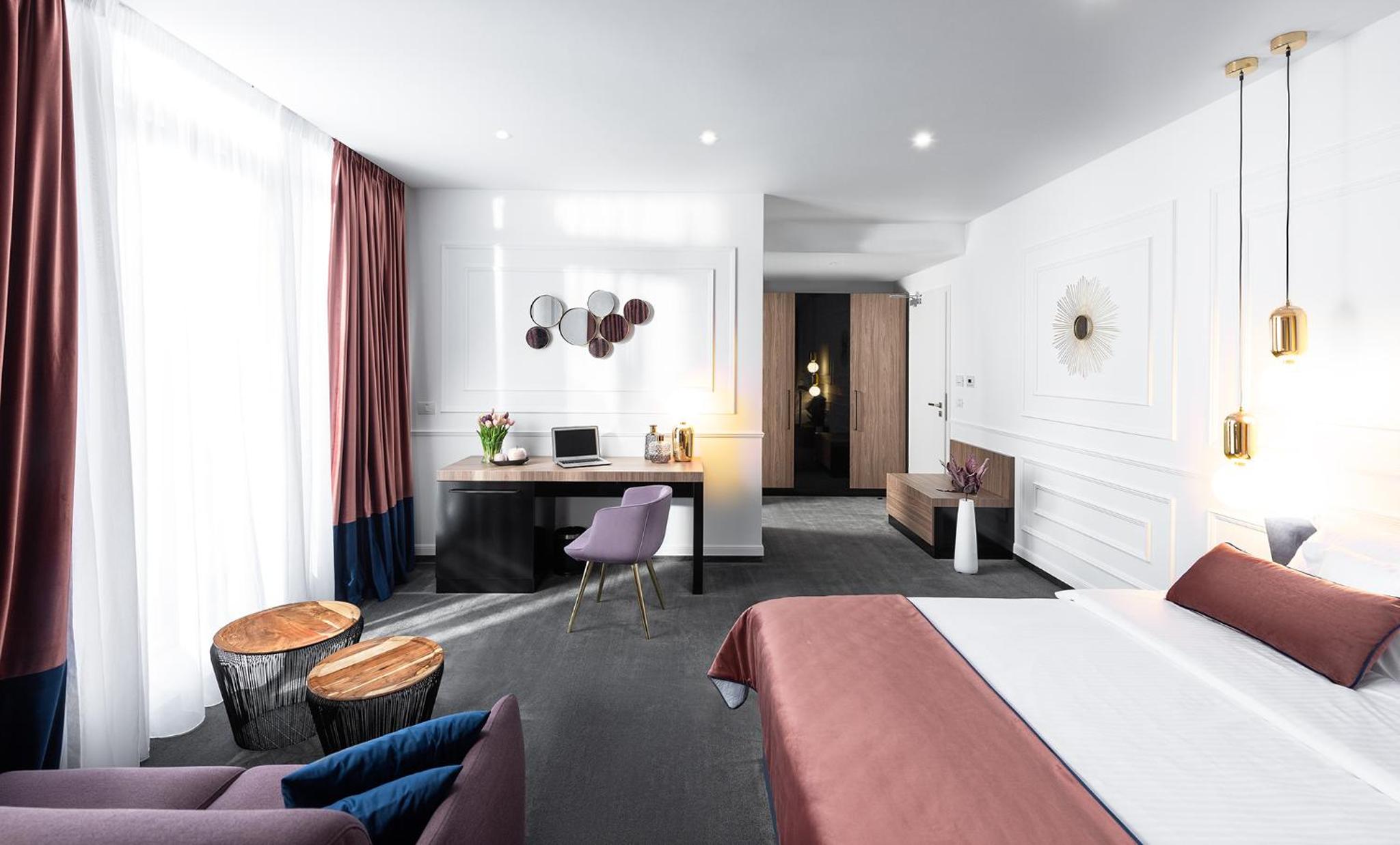 Executive Double Room with Terrace - Photo 8