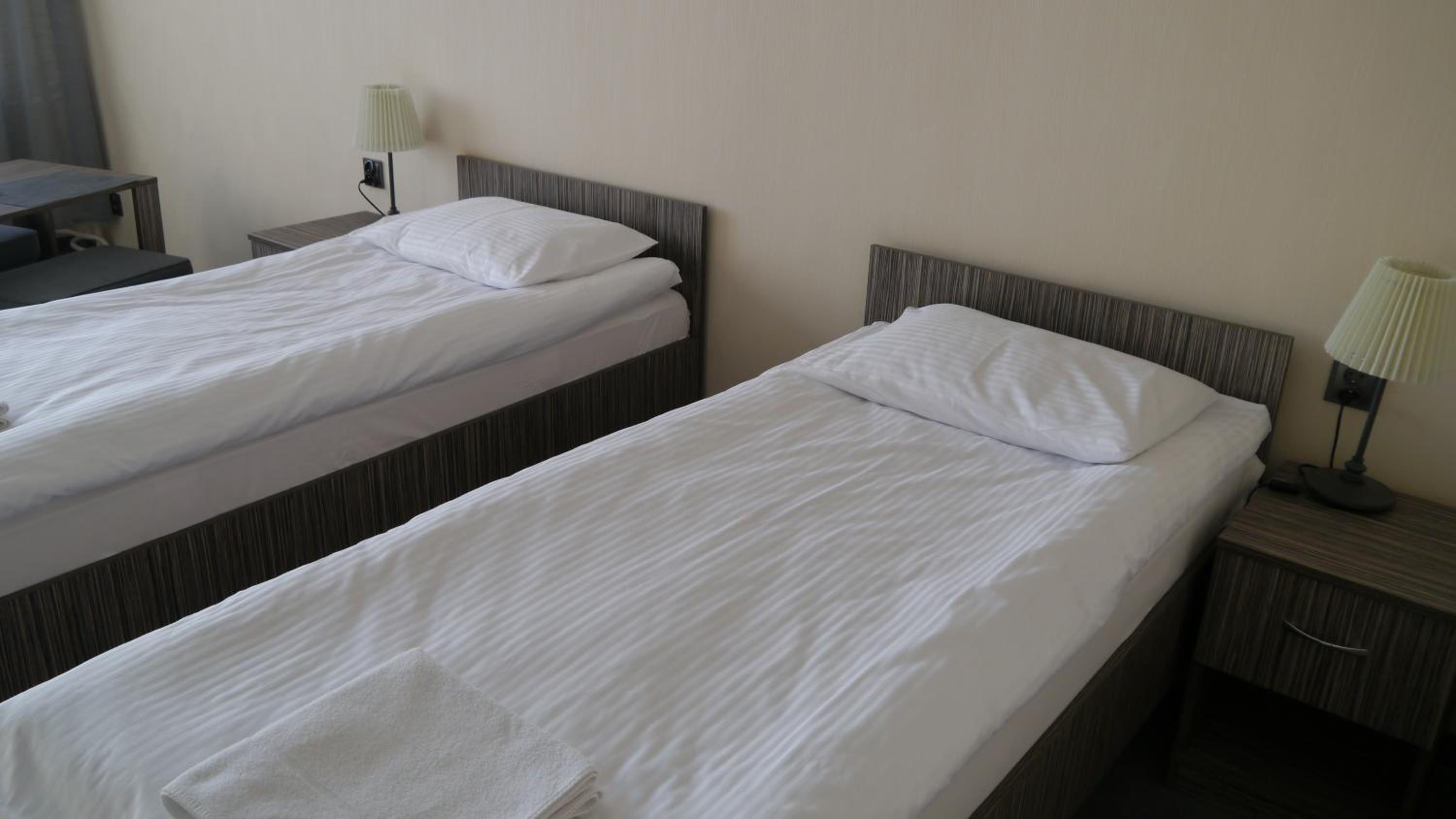 Superior Twin Room - Photo 4
