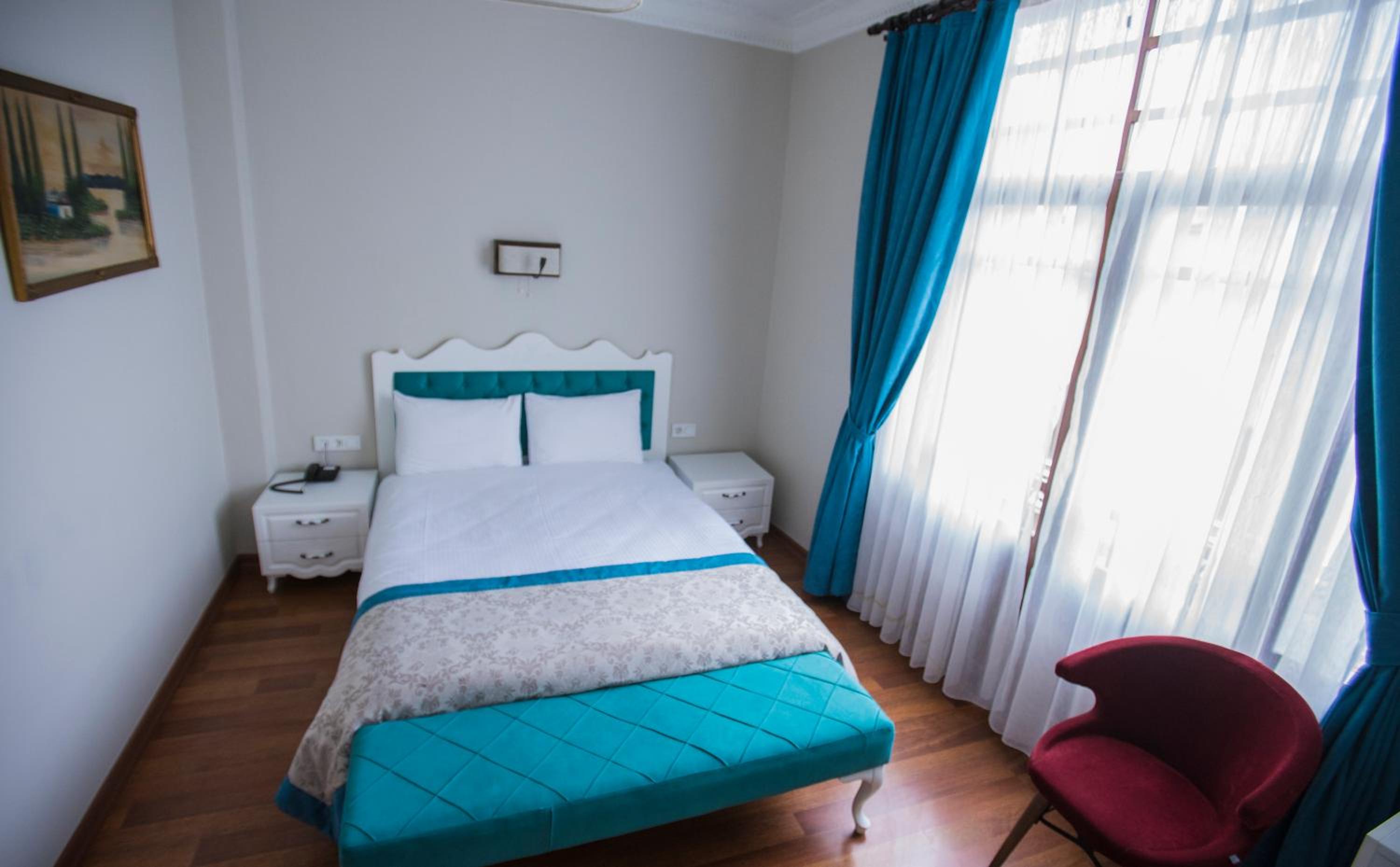 Standard Double Room photo 3