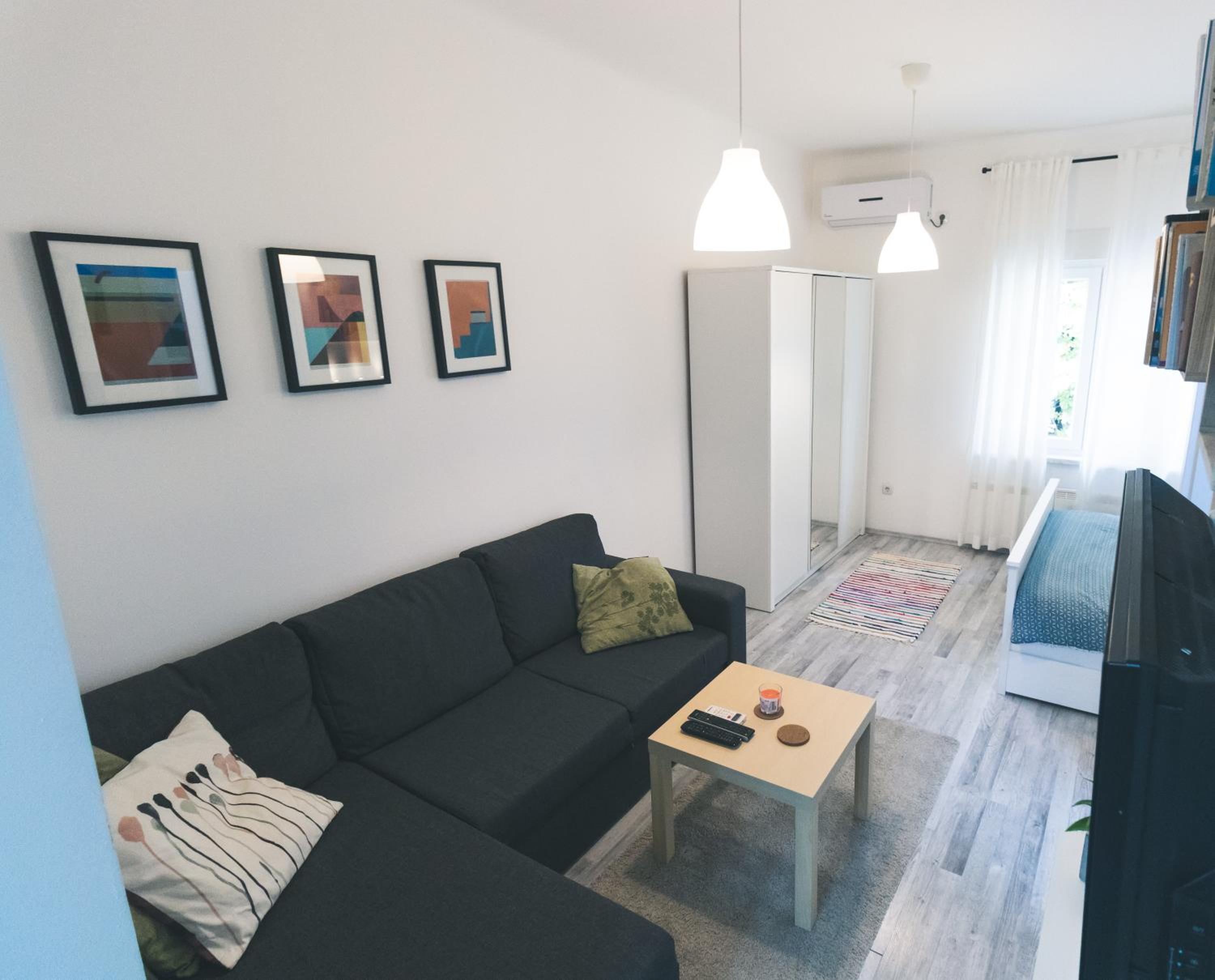Studio Apartment