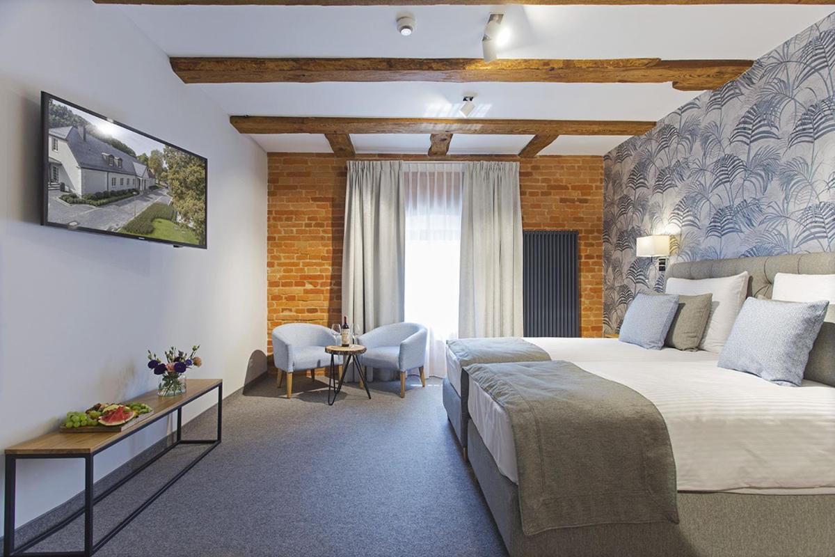 Twin Room - Photo 2