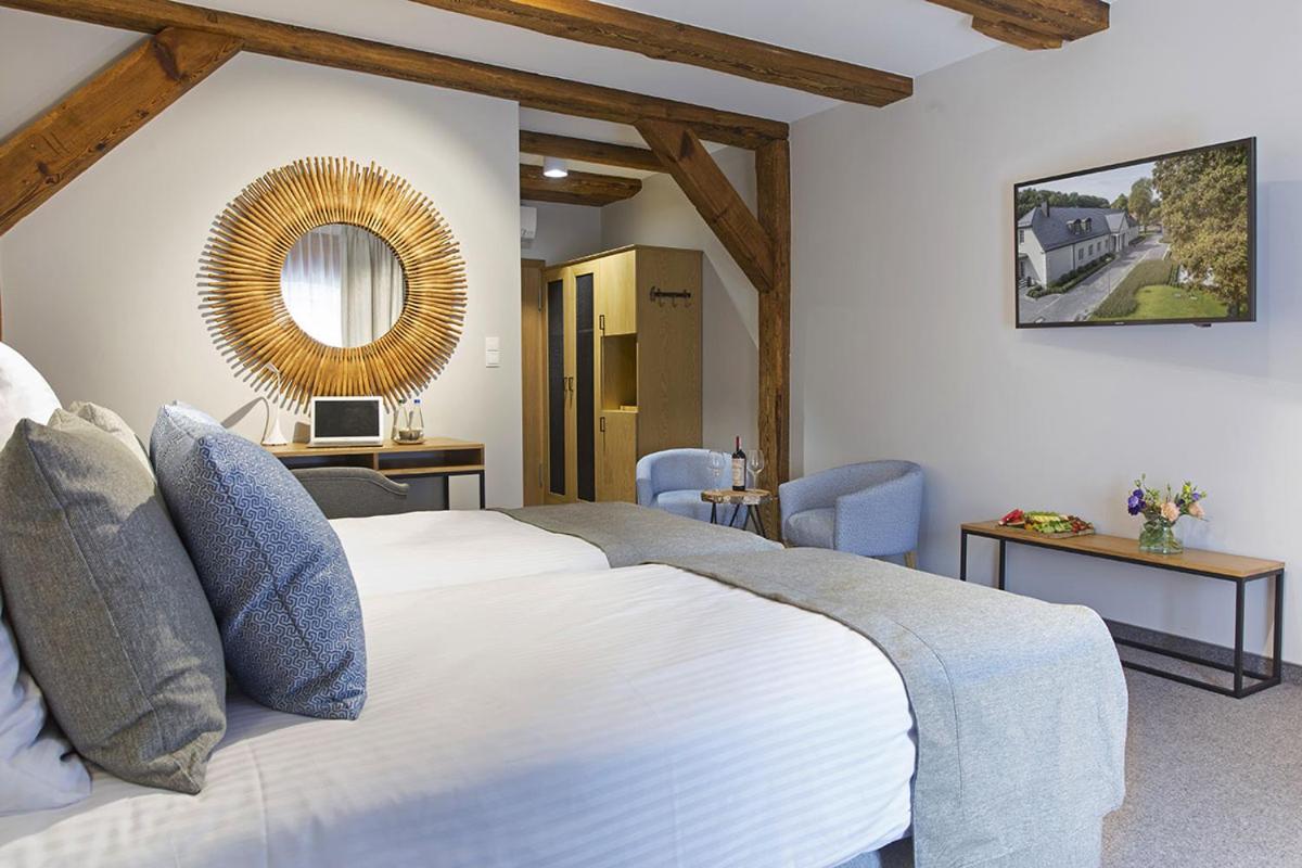 Twin Room - Photo 1