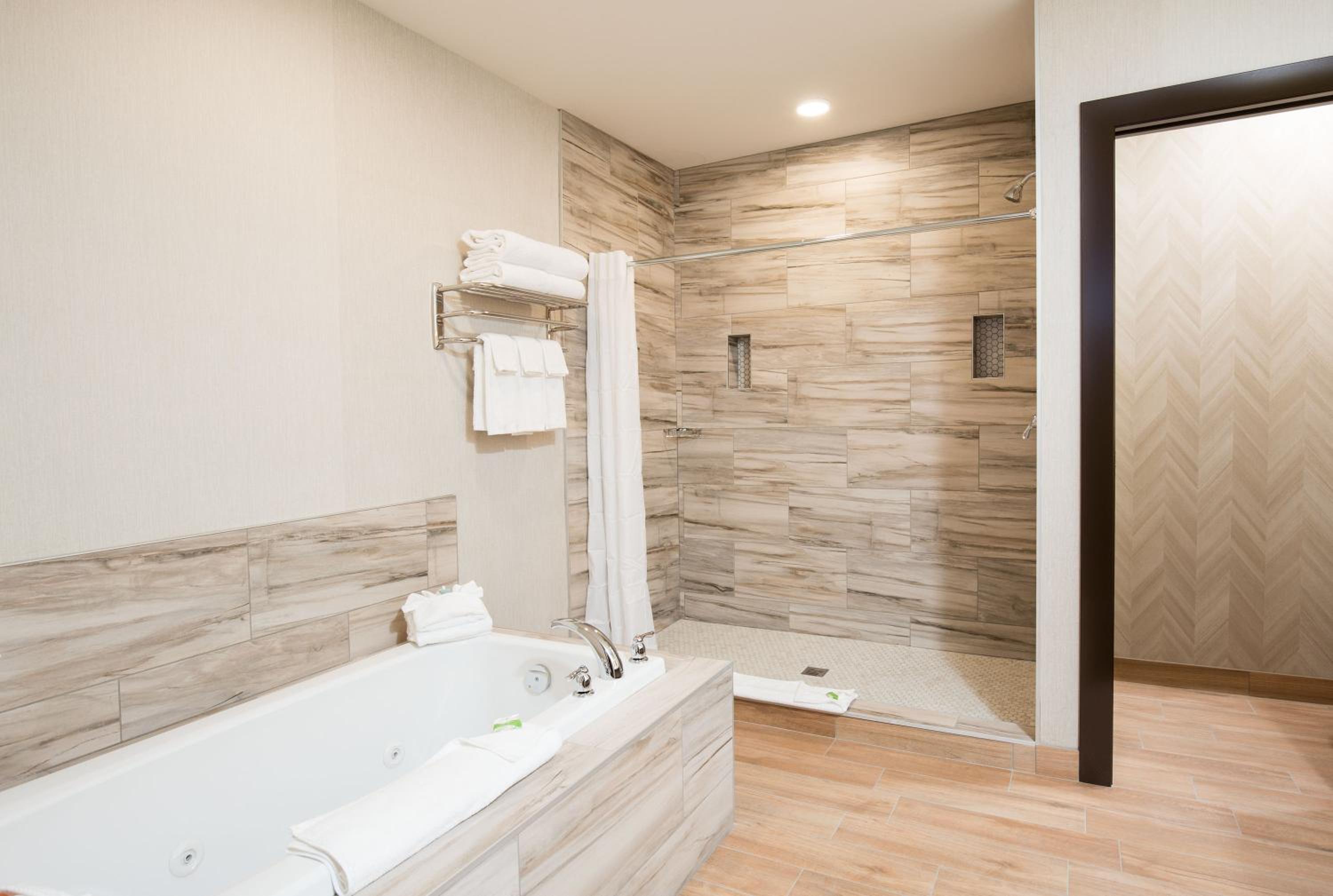 Executive Suite photo 2