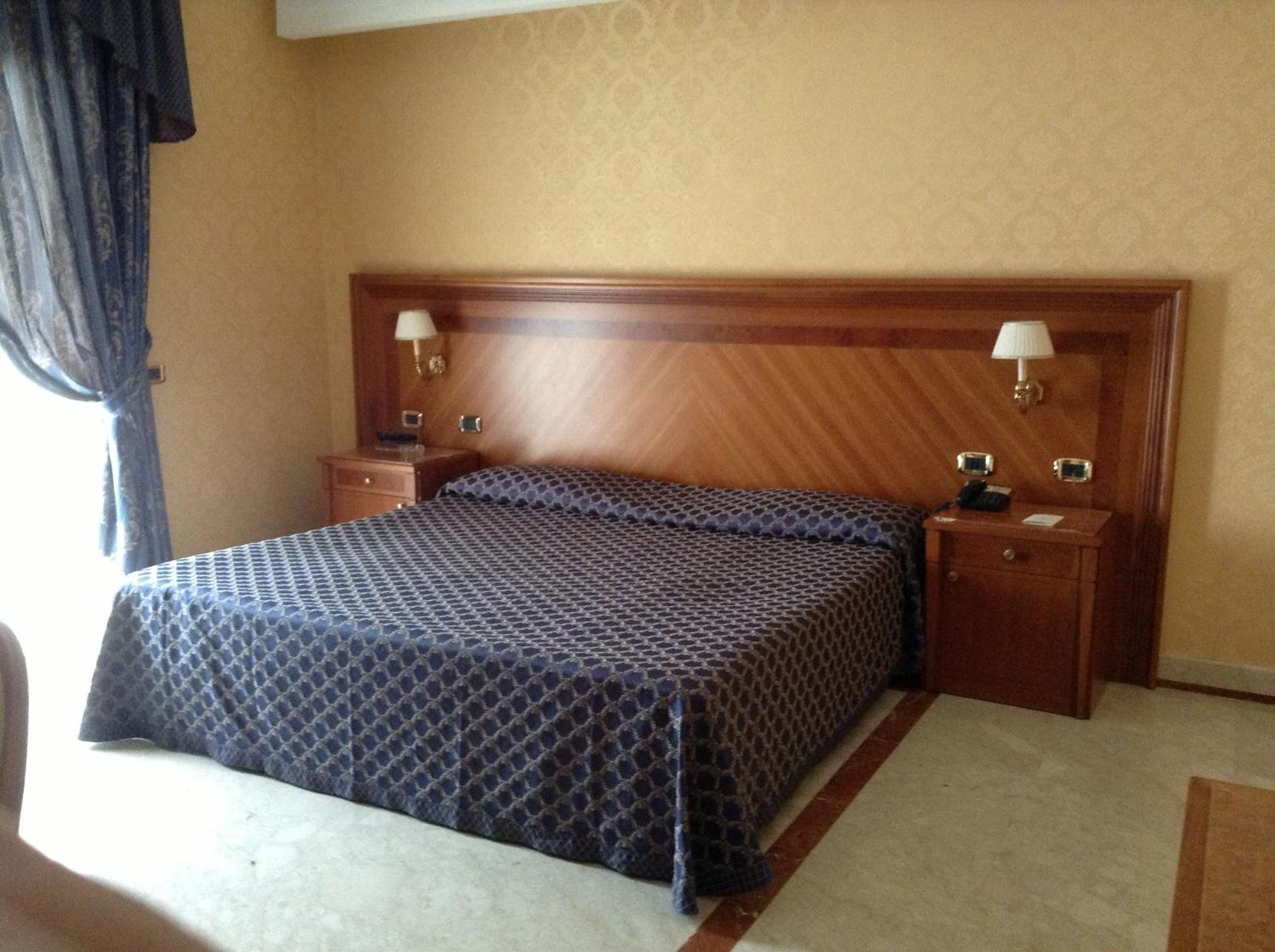 Triple Room - Photo 1