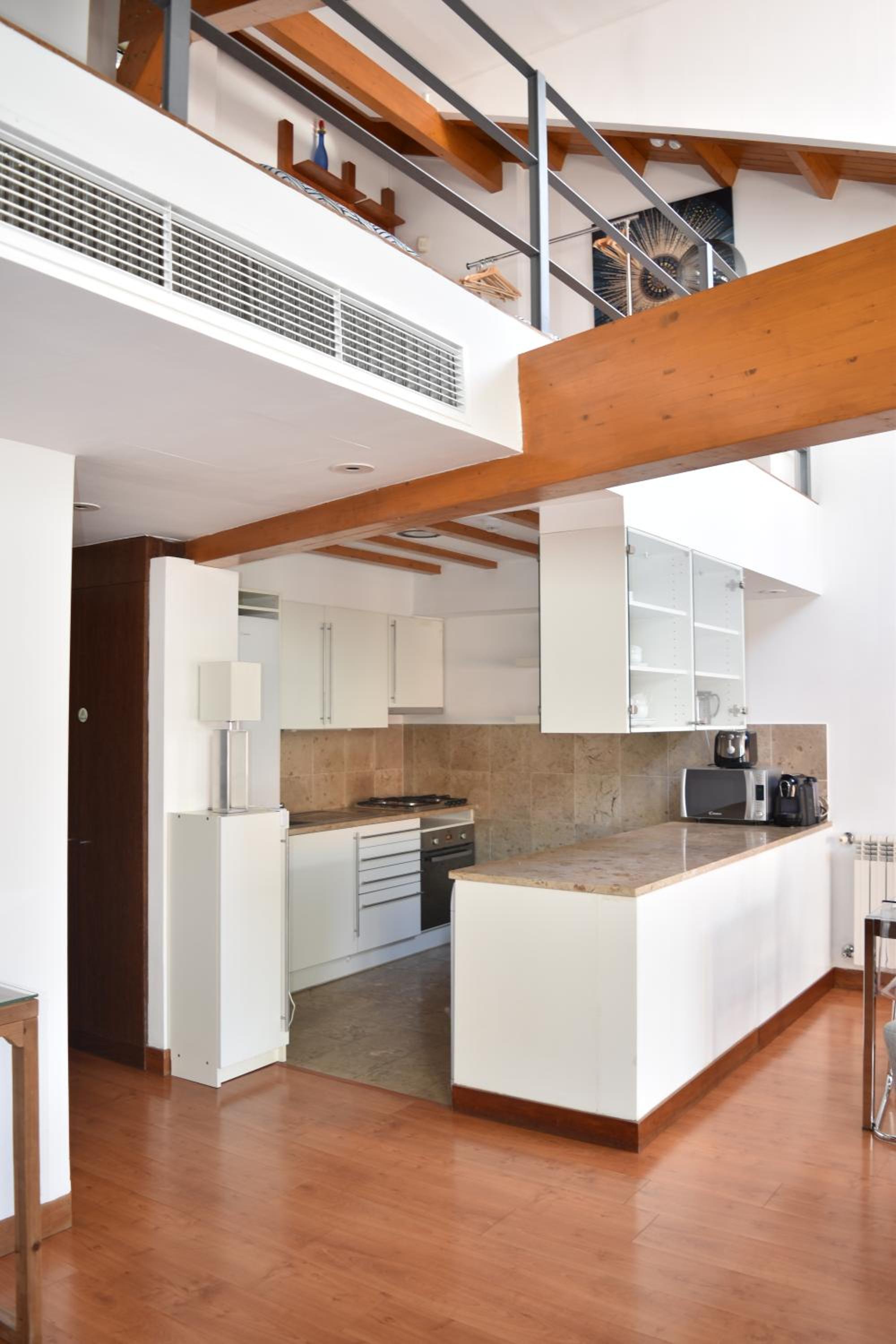 Loft - Photo 33