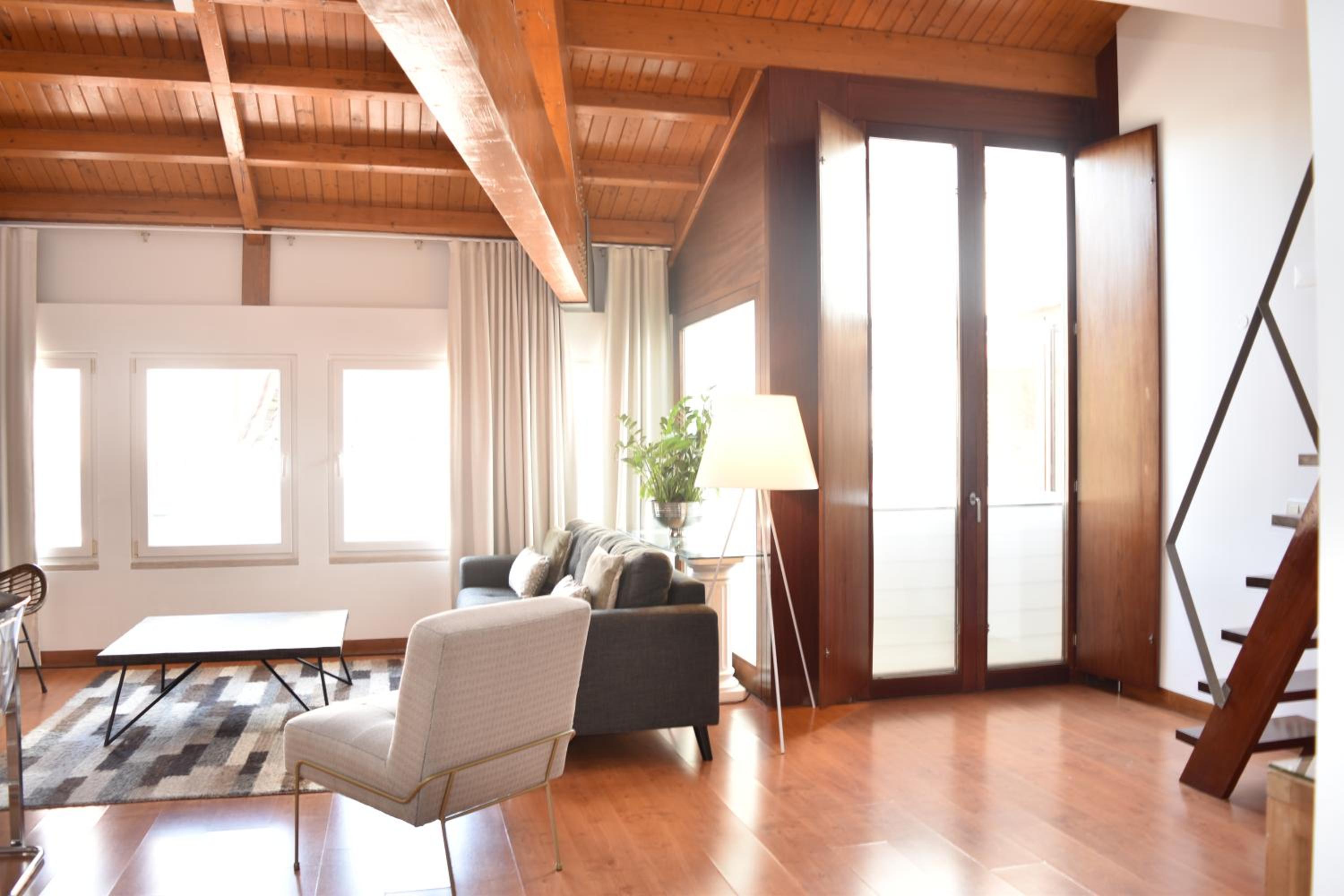 Loft - Photo 38