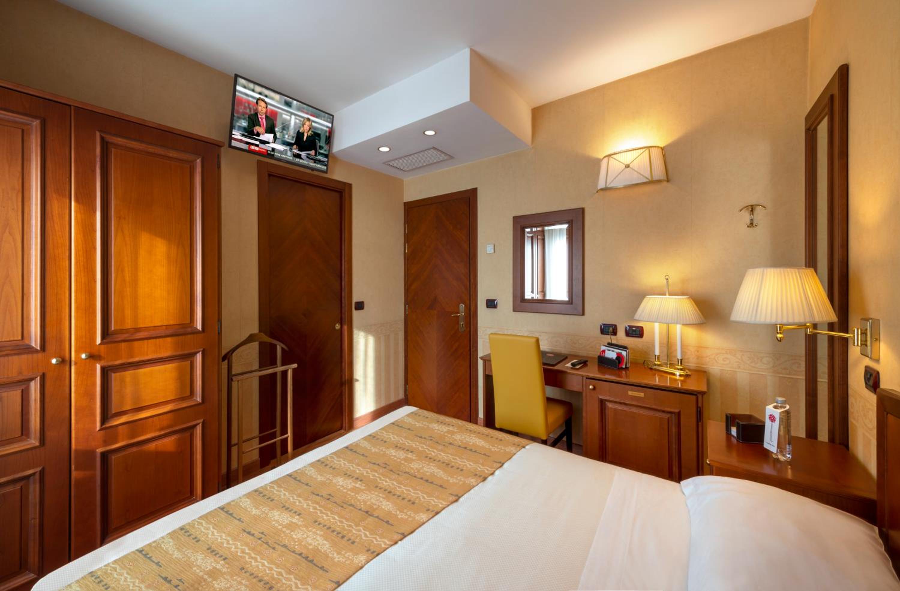 Available room