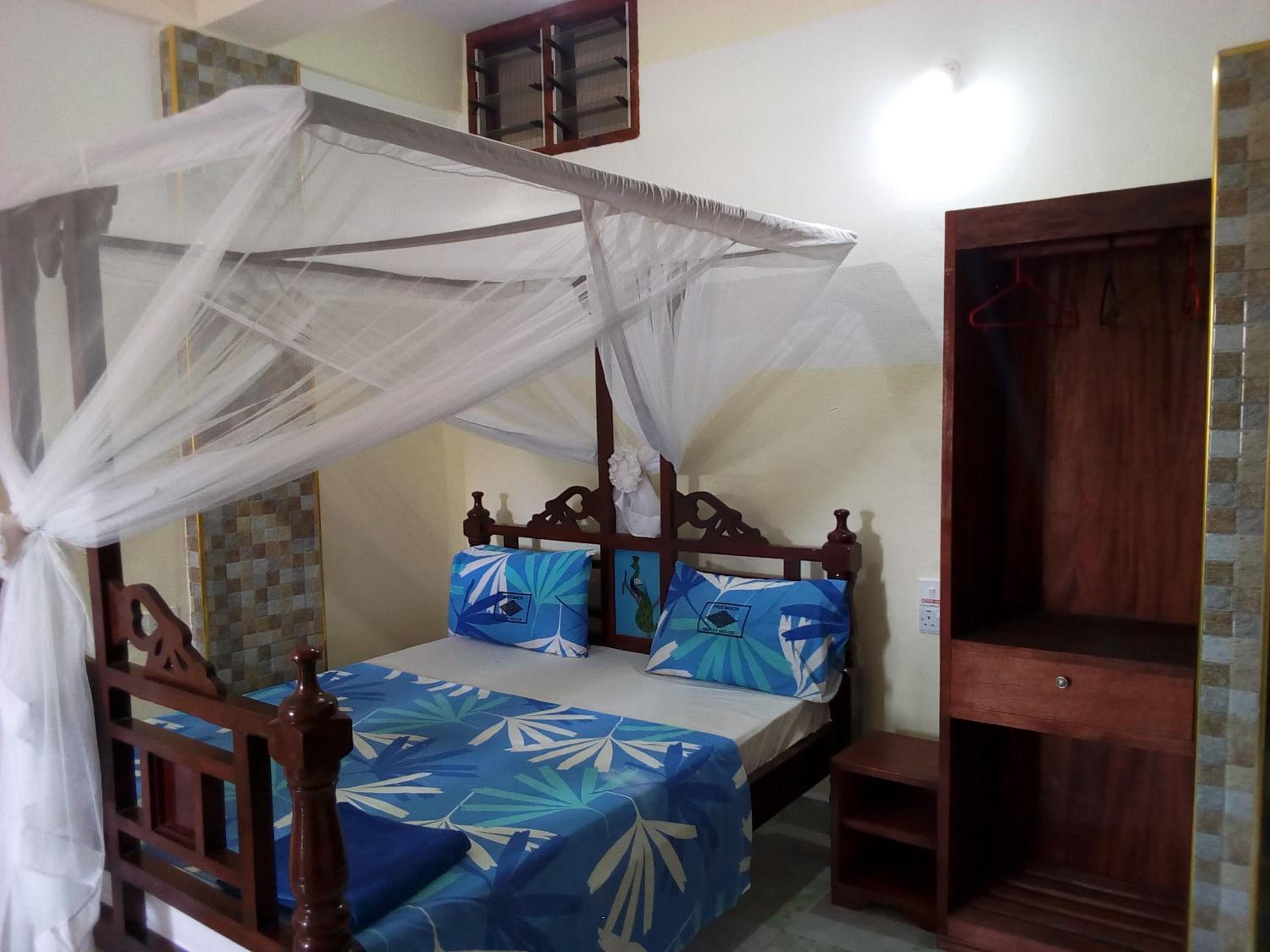 Standard Double Room with Fan photo 1