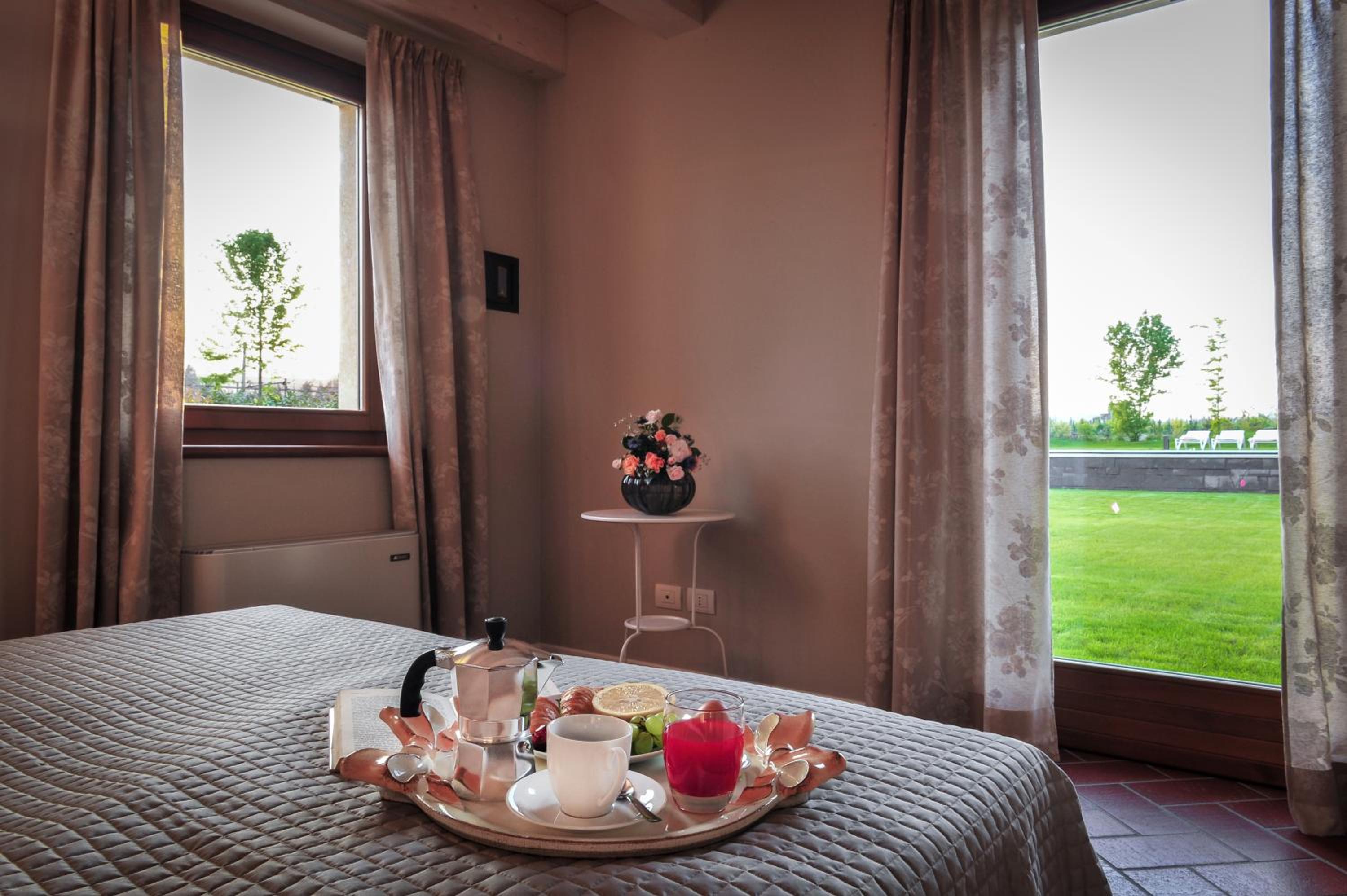 One-Bedroom Apartment (2 Adults)
