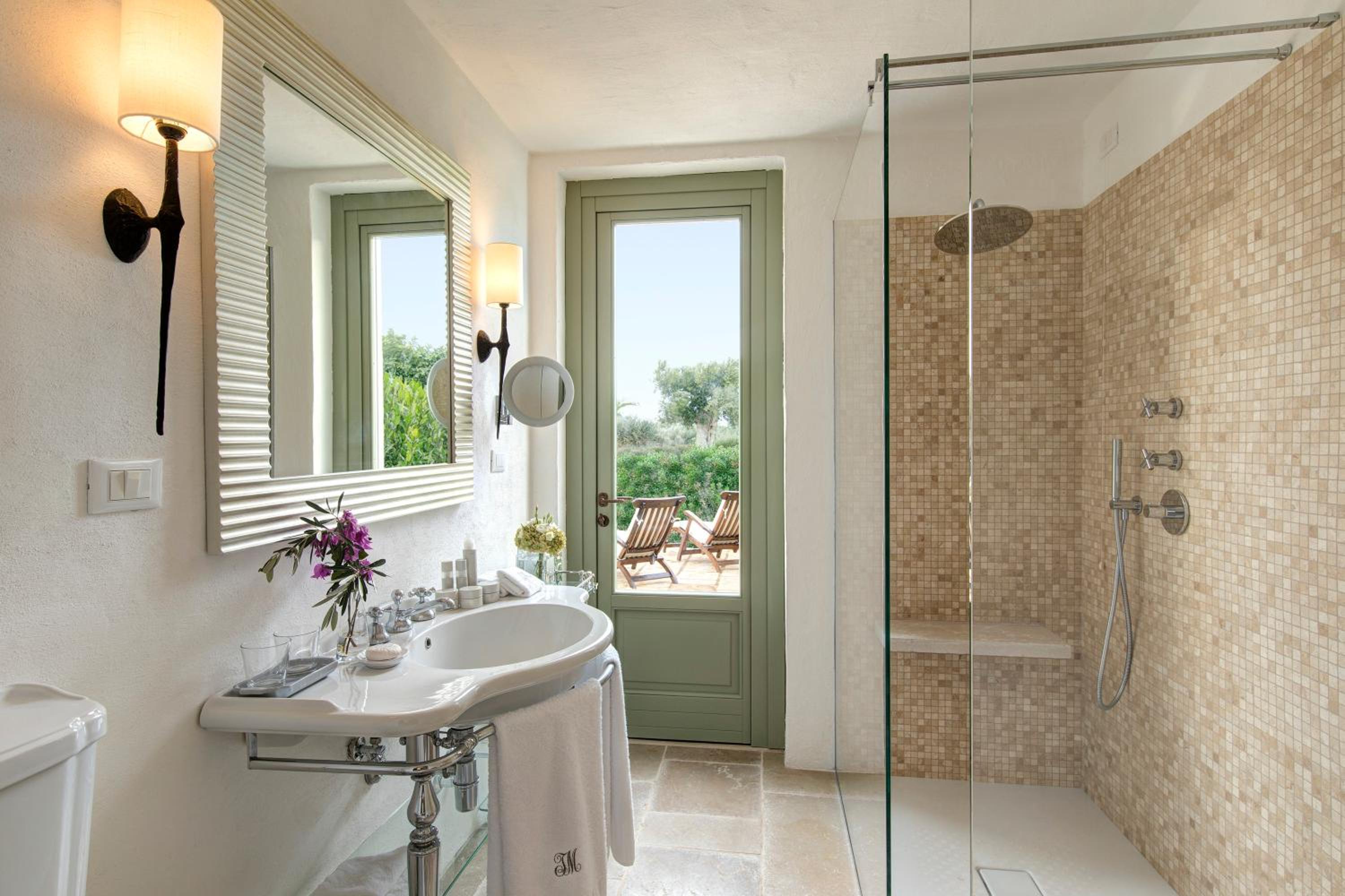Superior Double or Twin Room - Photo 3