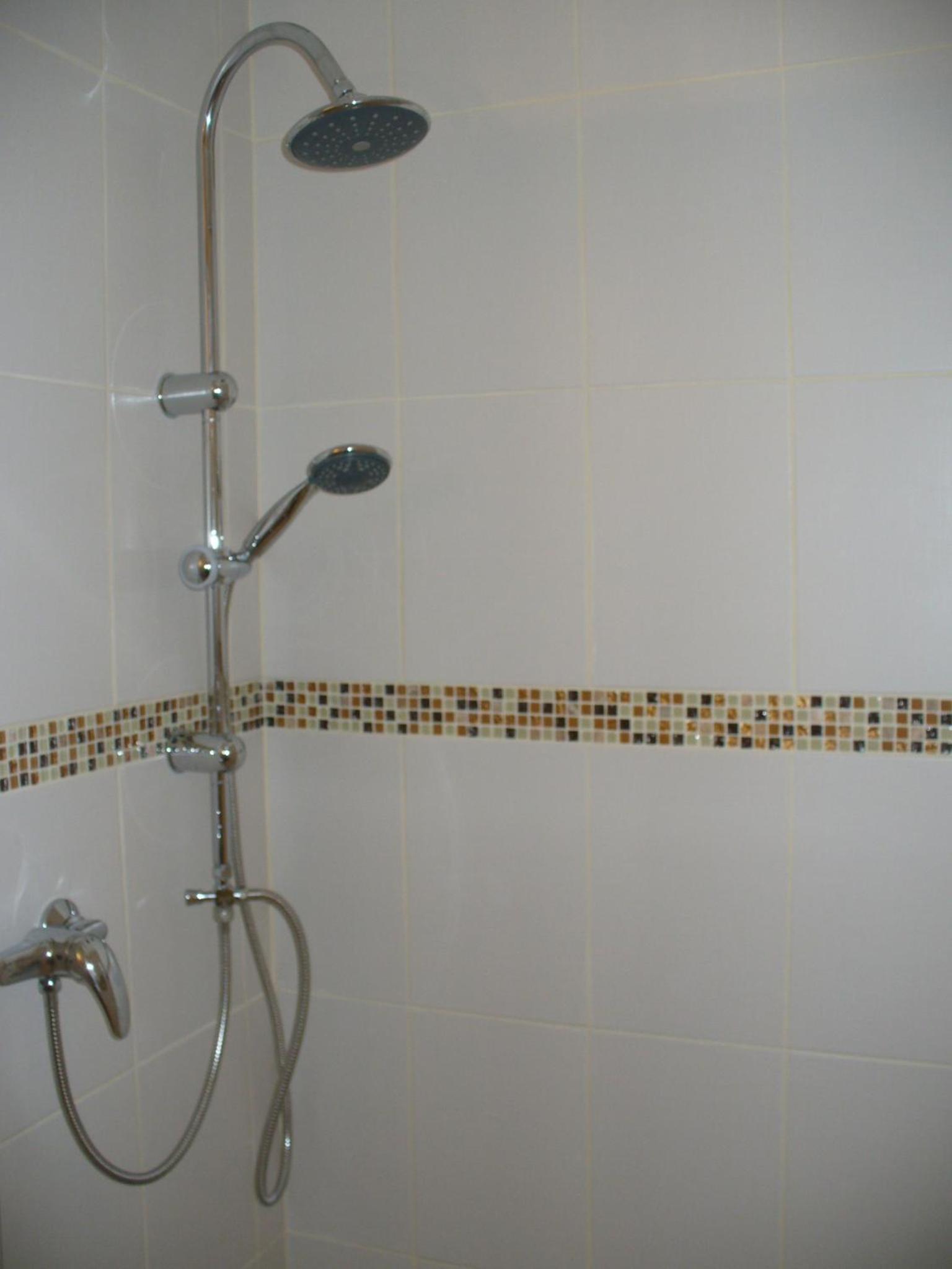 Family Room with Private Bathroom #6 - Photo 2
