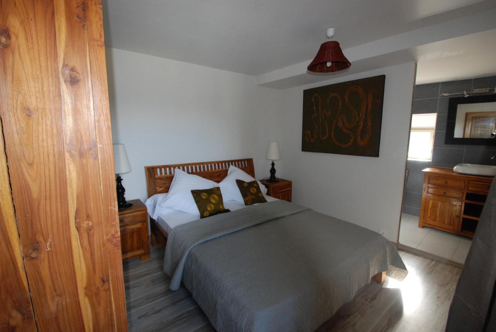 Double Room with Pool View #3 - Photo 4