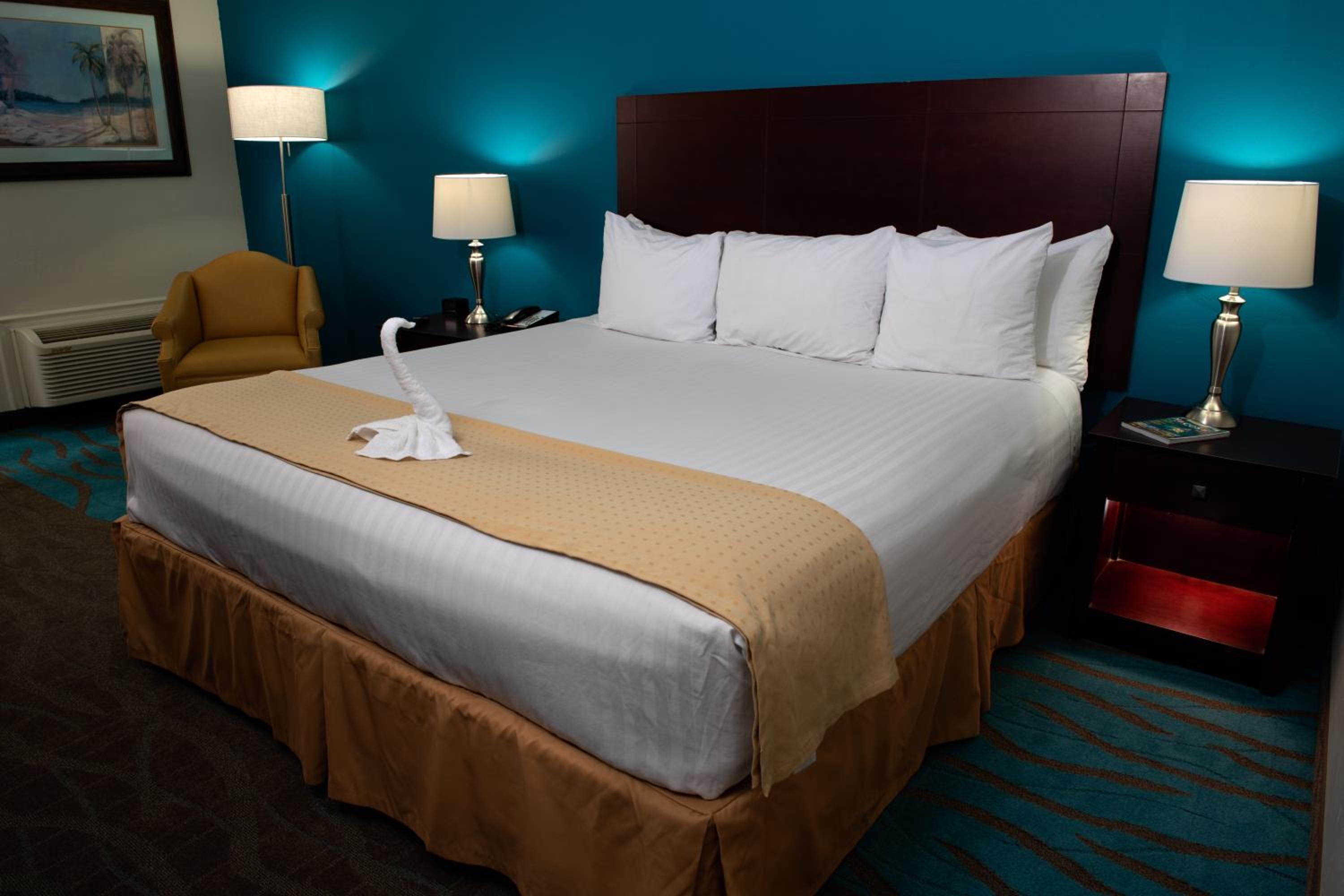 Business King Room