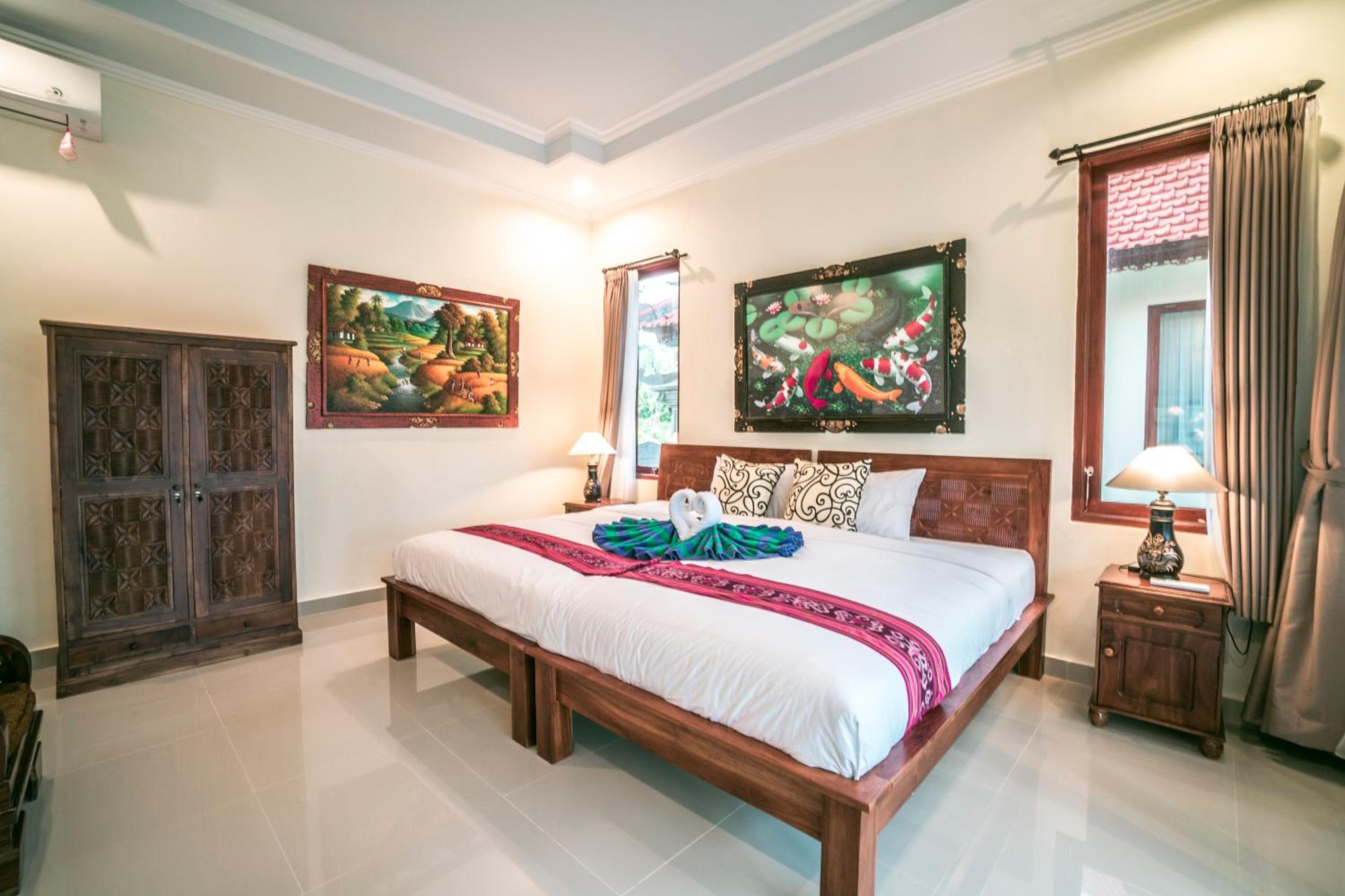 Double or Twin Room with Pool View - Photo 23