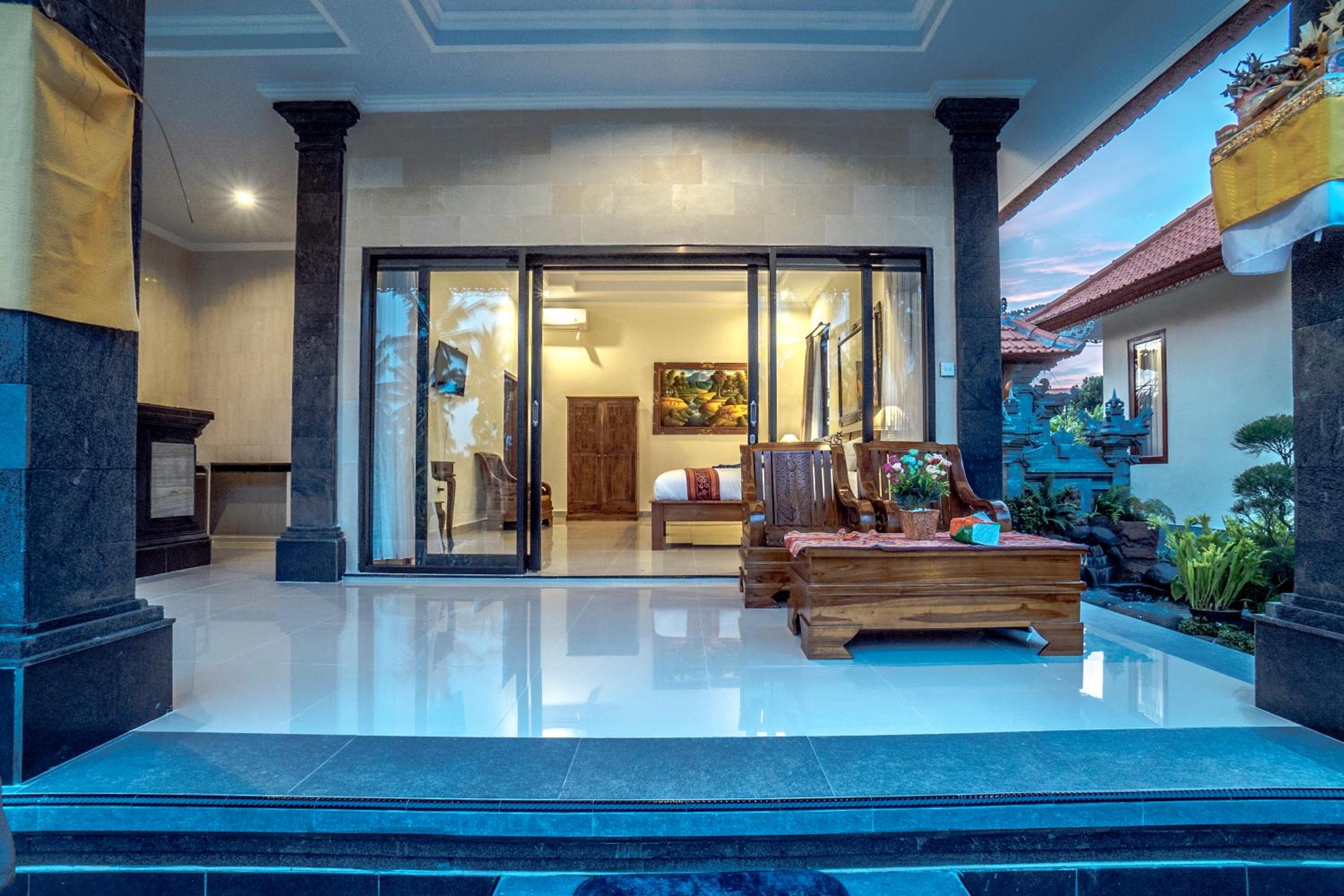Double or Twin Room with Pool View - Photo 25