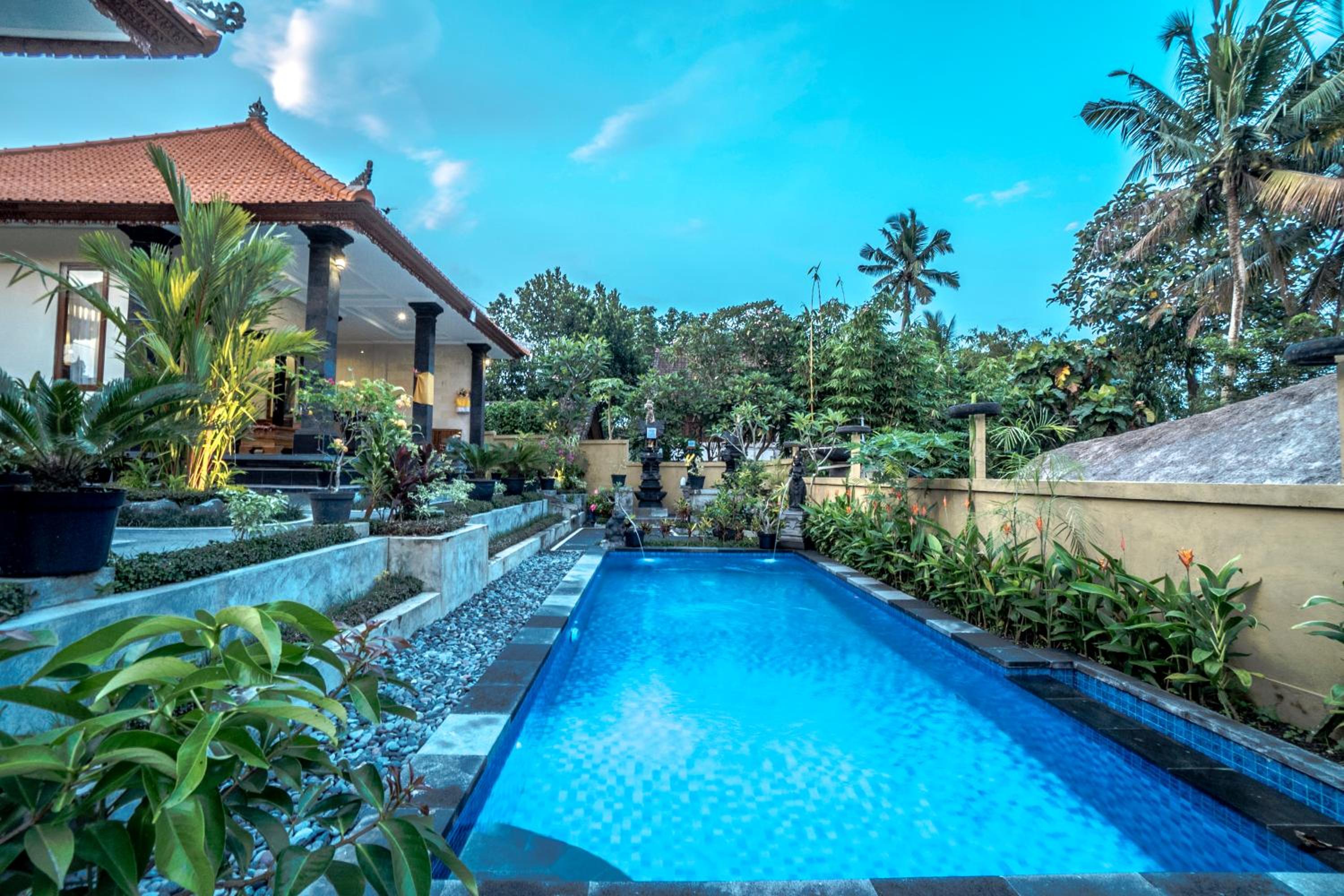 Double or Twin Room with Pool View - Photo 4