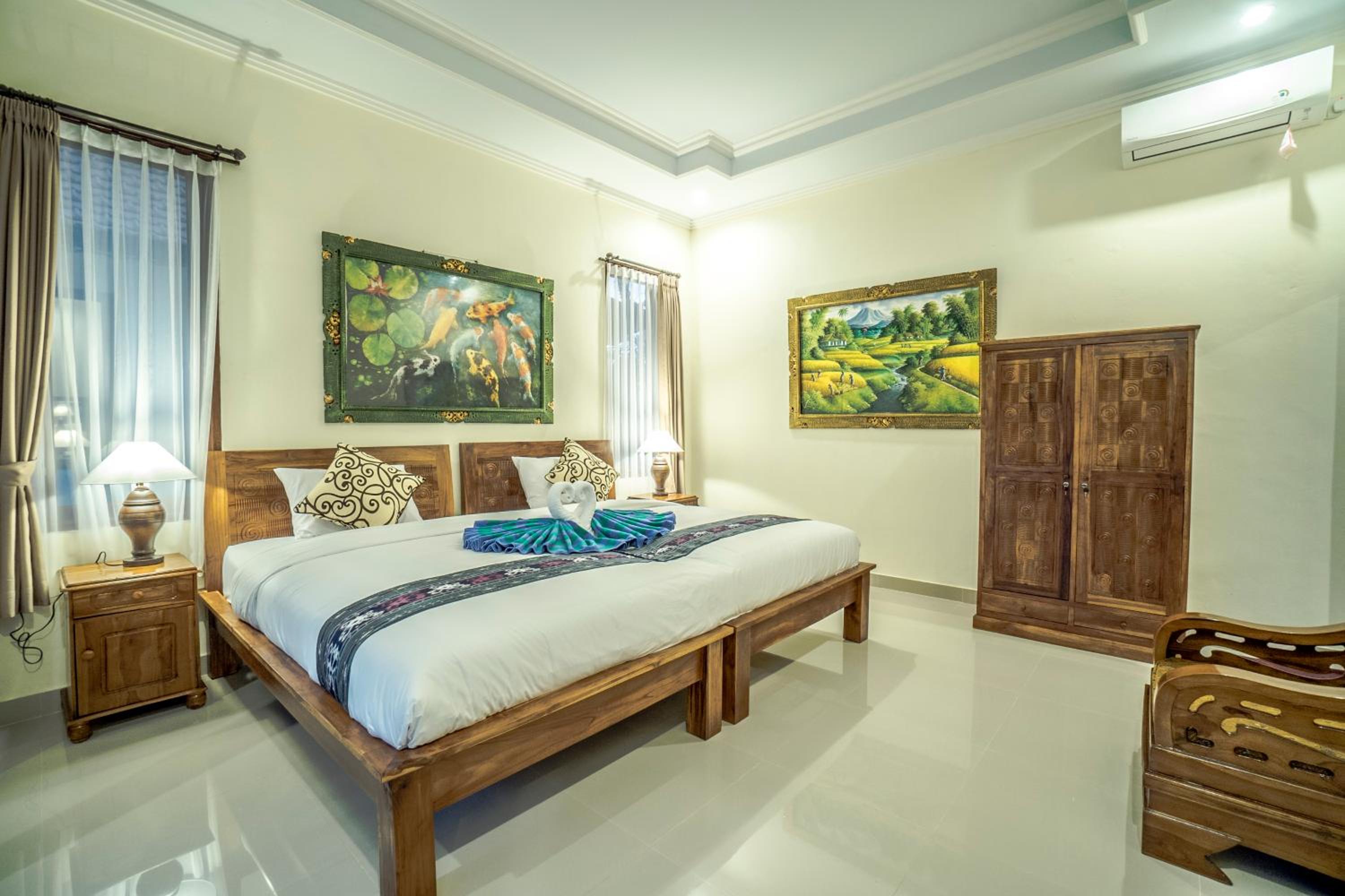 Double or Twin Room with Pool View - Photo 22