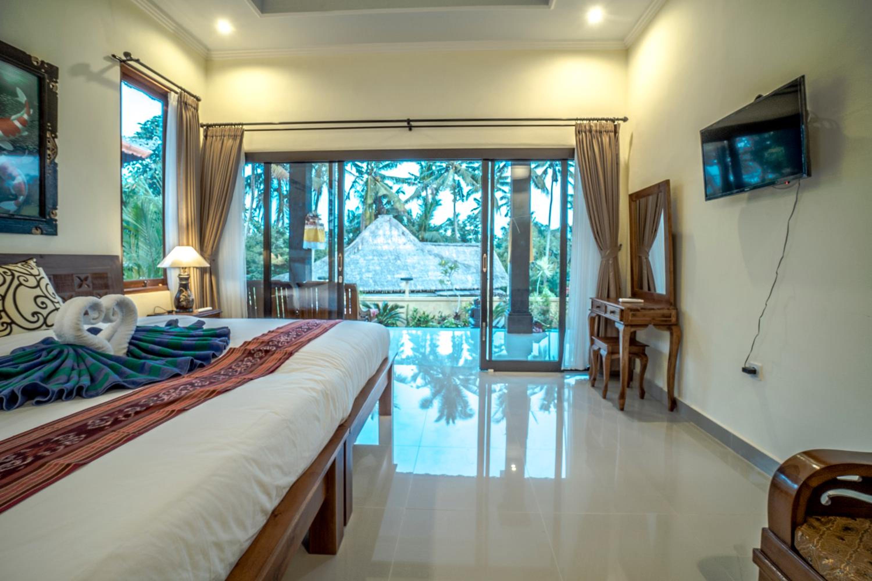 Double or Twin Room with Pool View - Photo 19