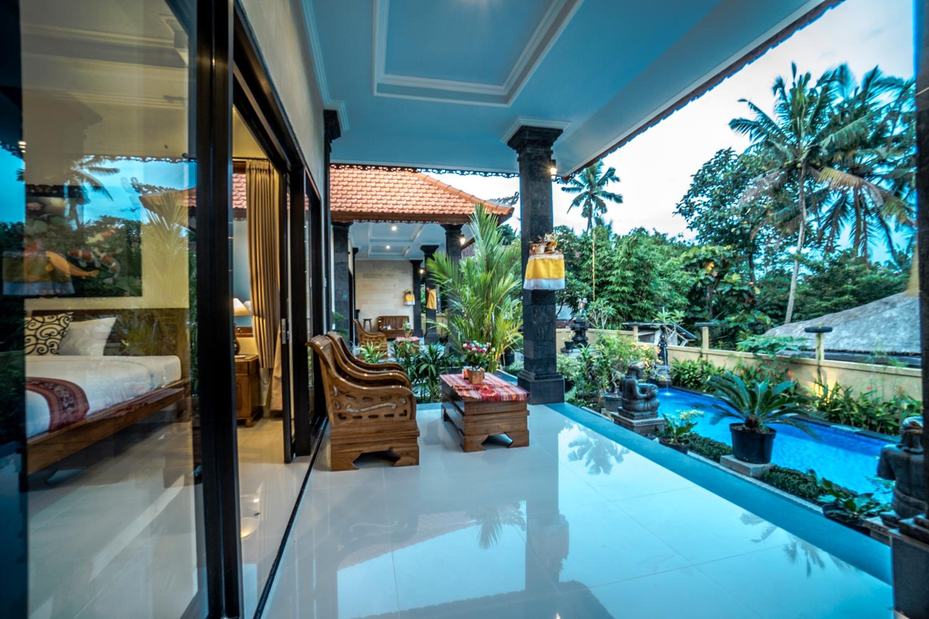 Double or Twin Room with Pool View - Photo 21