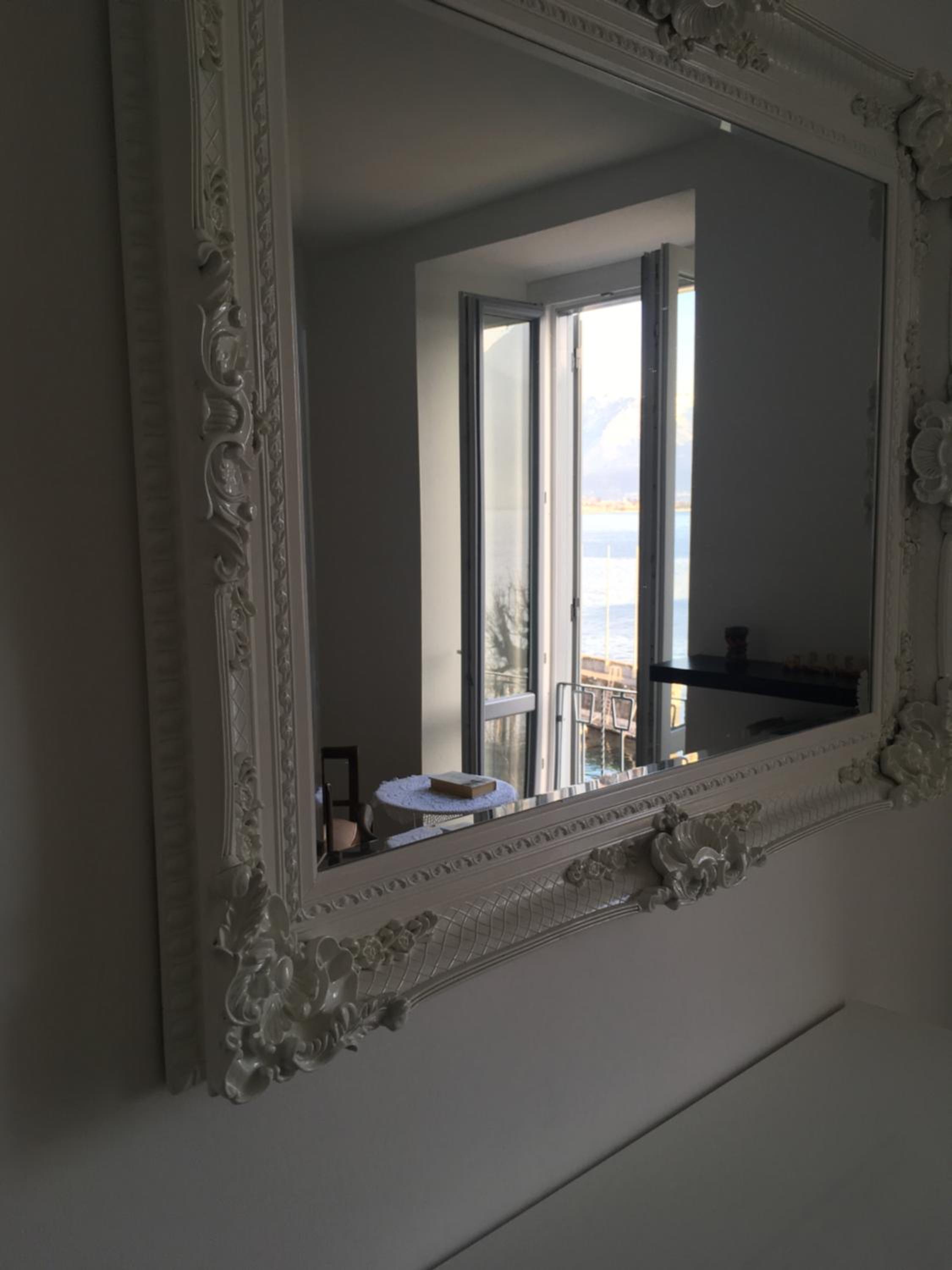 Apartment with Lake View - Photo 18