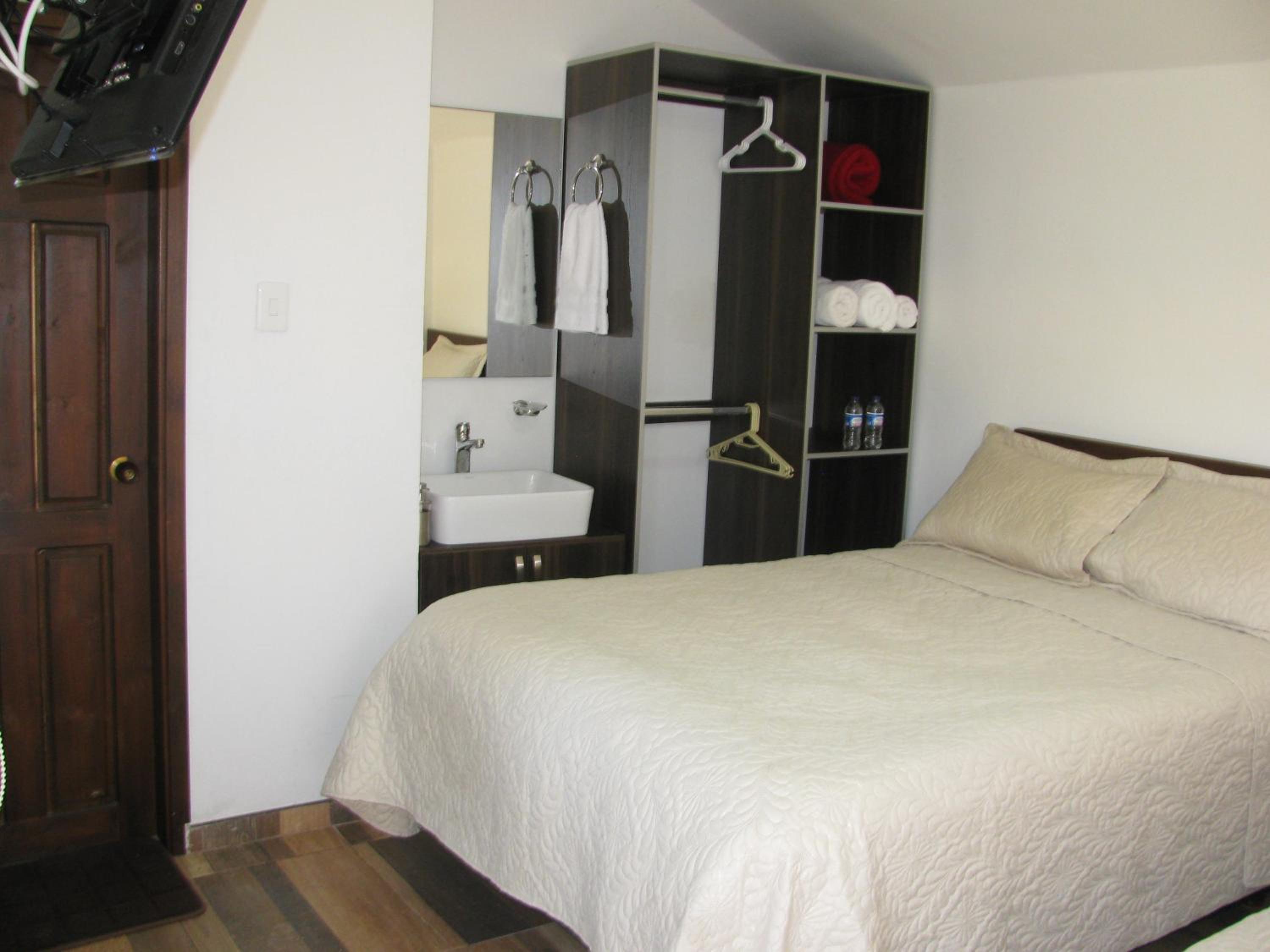 Triple Room with Garden View photo 2
