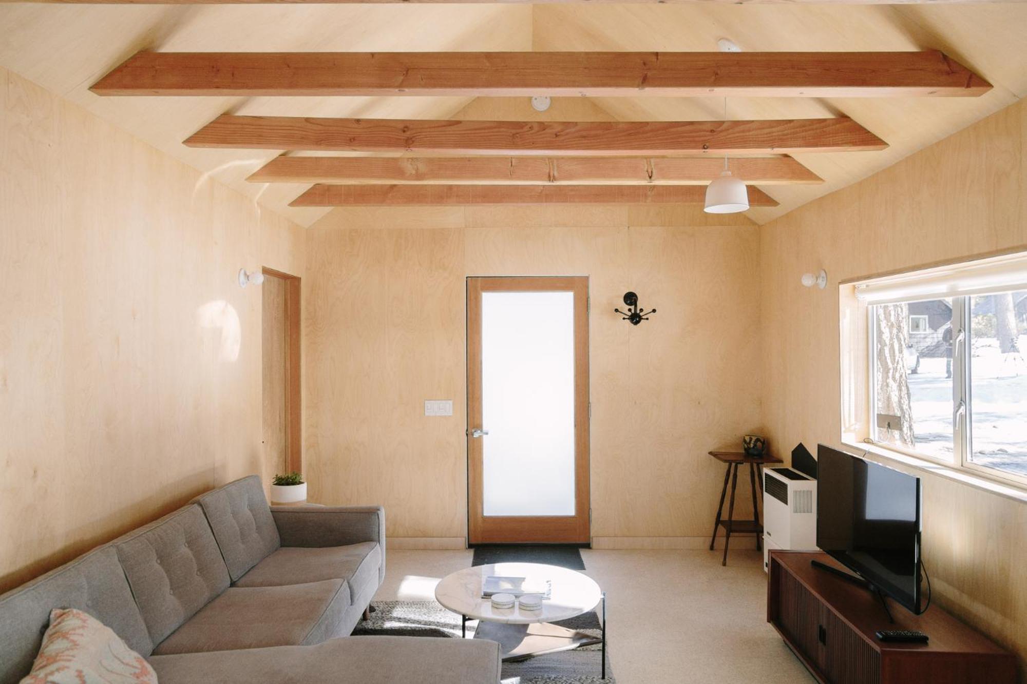 The Place Beyond The Pines / C6 2-bedroom cabin photo 1
