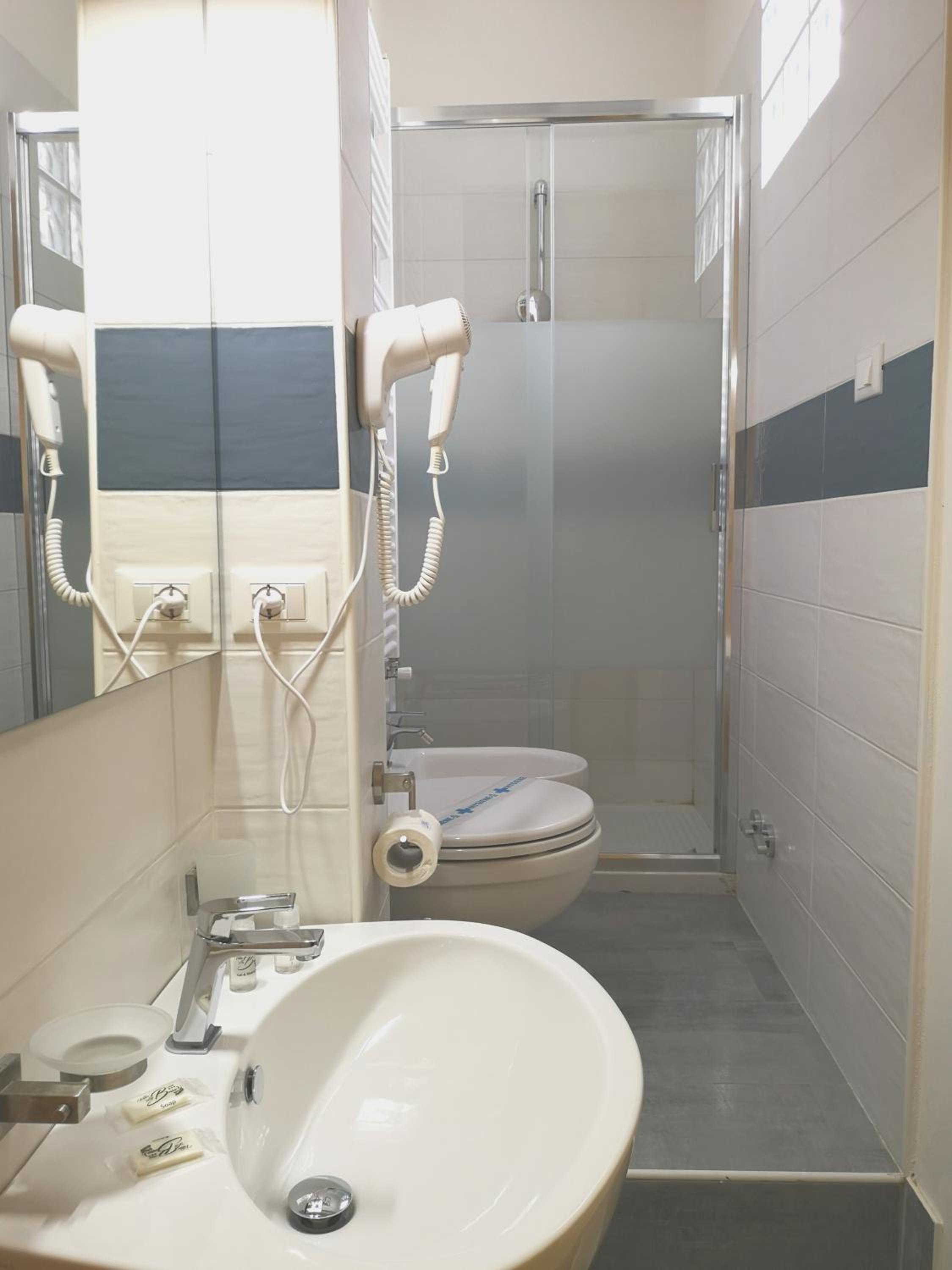 Standard Triple Room With Sea View Without Balcony photo 3