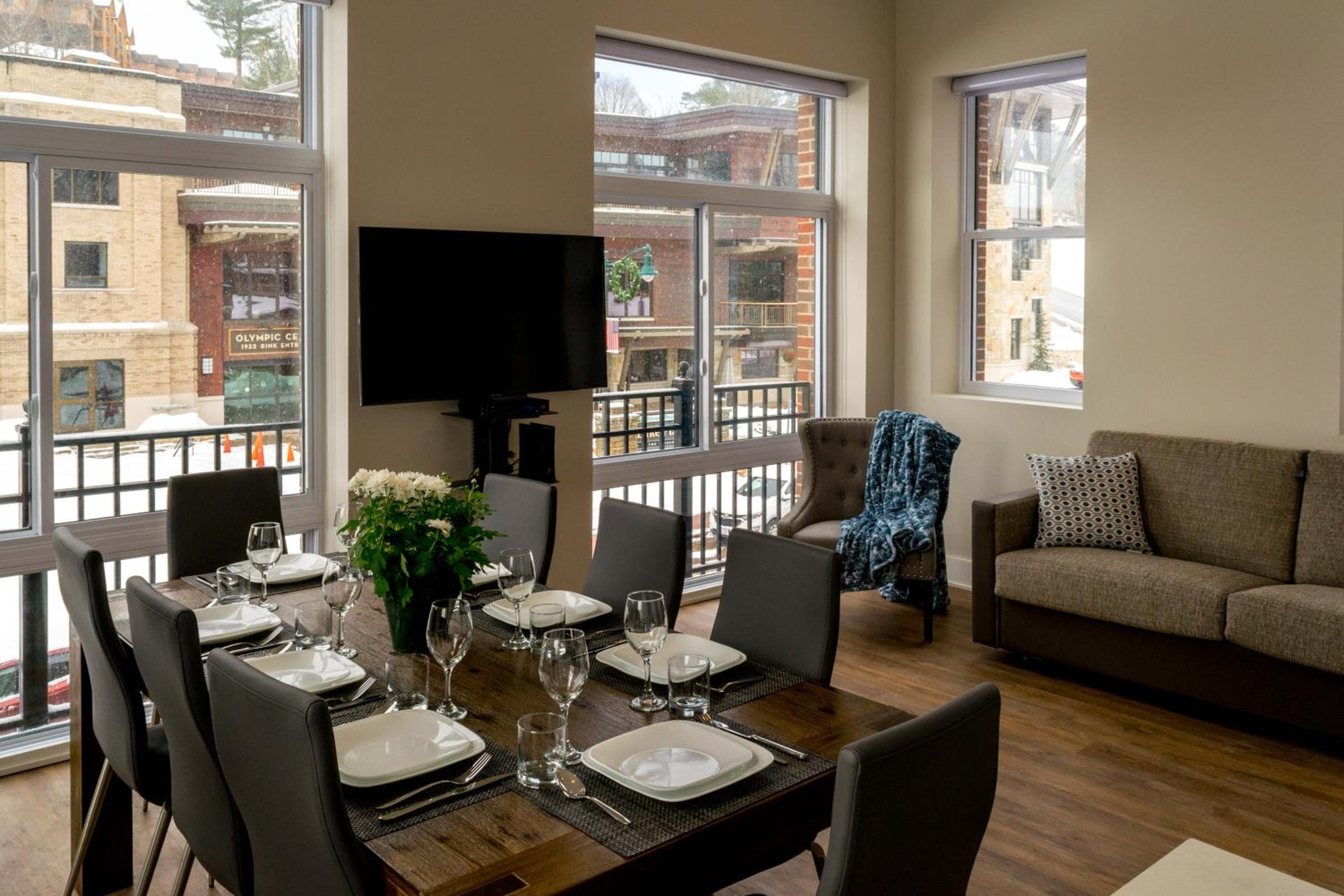 Two-Bedroom Apartment - Photo 4