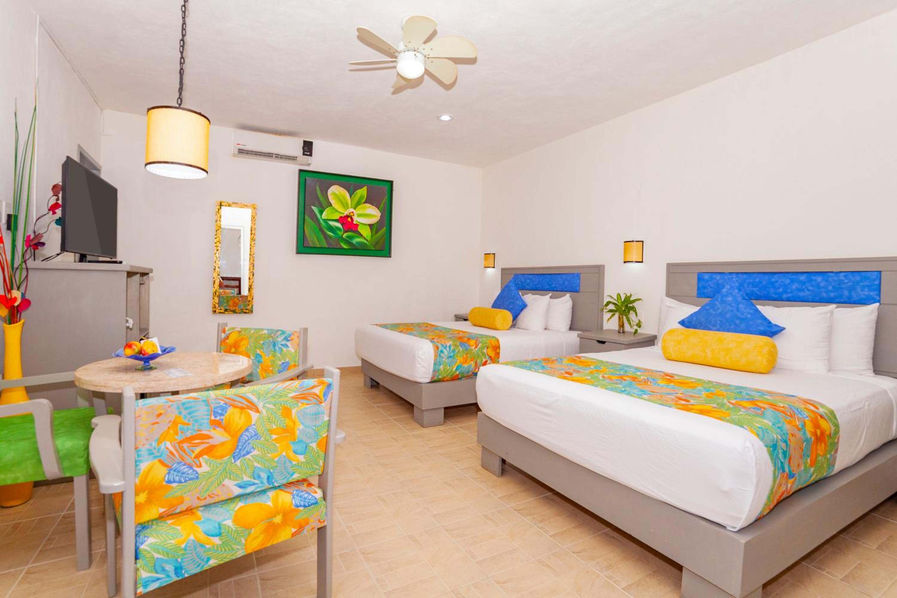 Family Double Room - Photo 1
