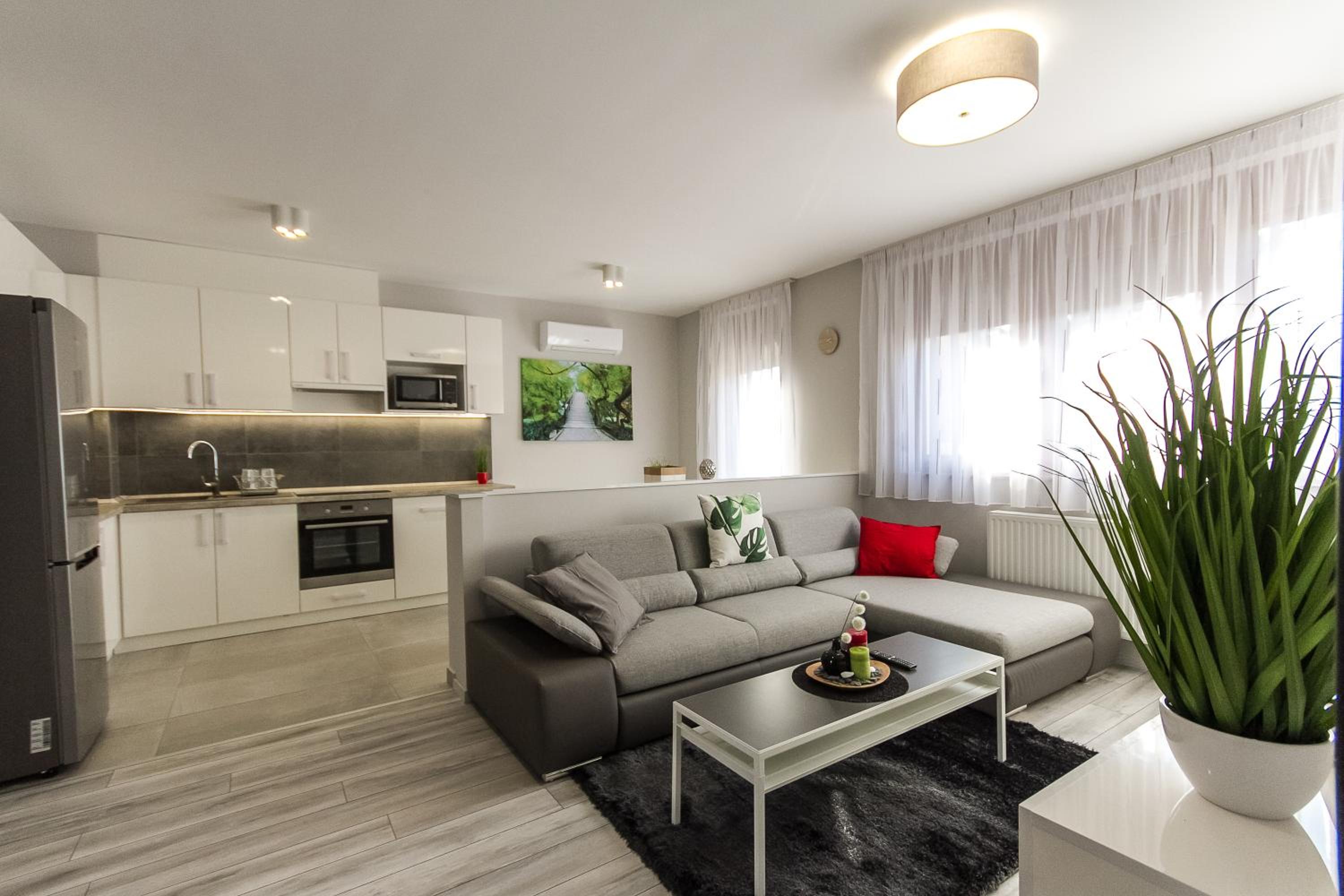 Two-Bedroom Apartment - Photo 7