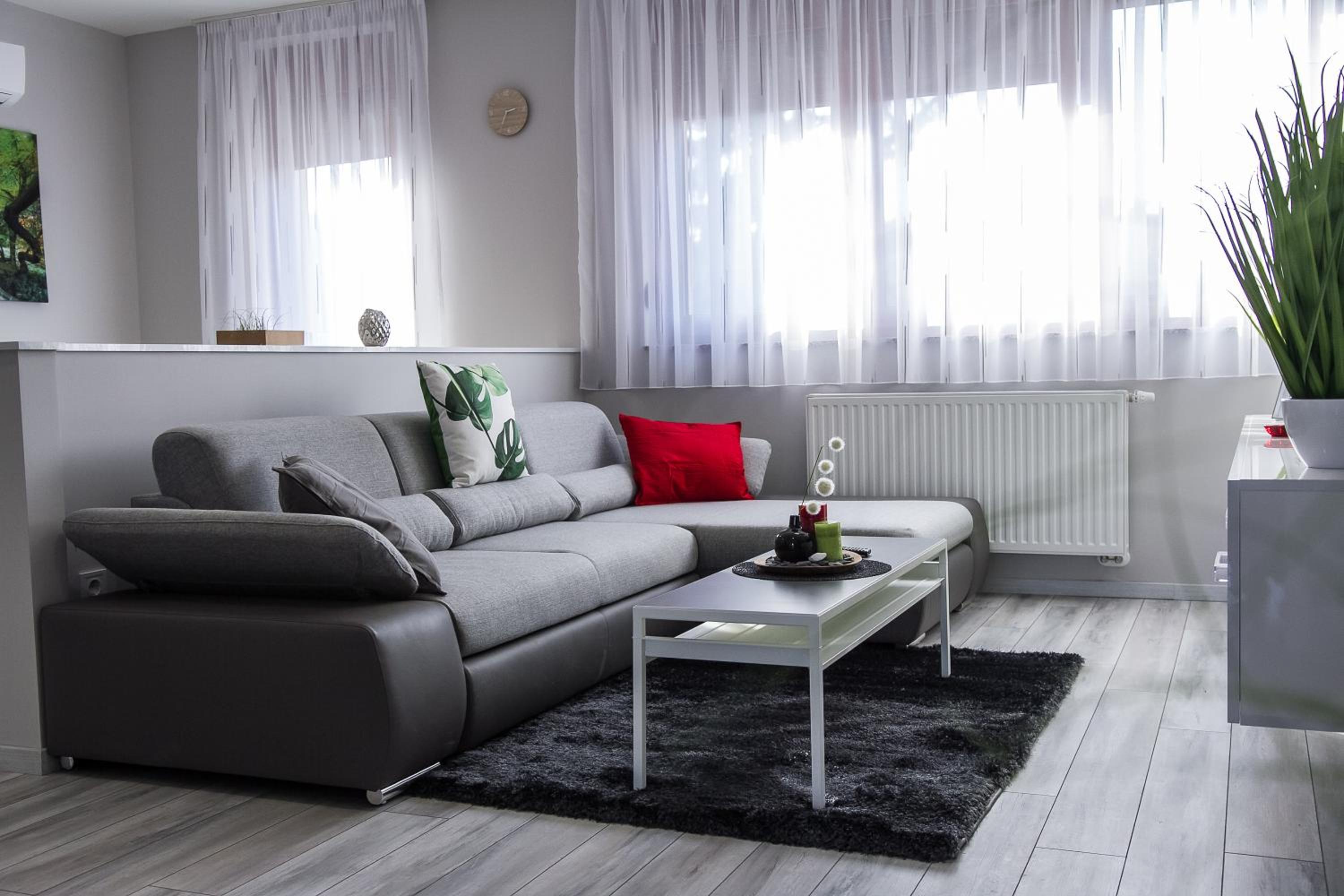 Two-Bedroom Apartment - Photo 4