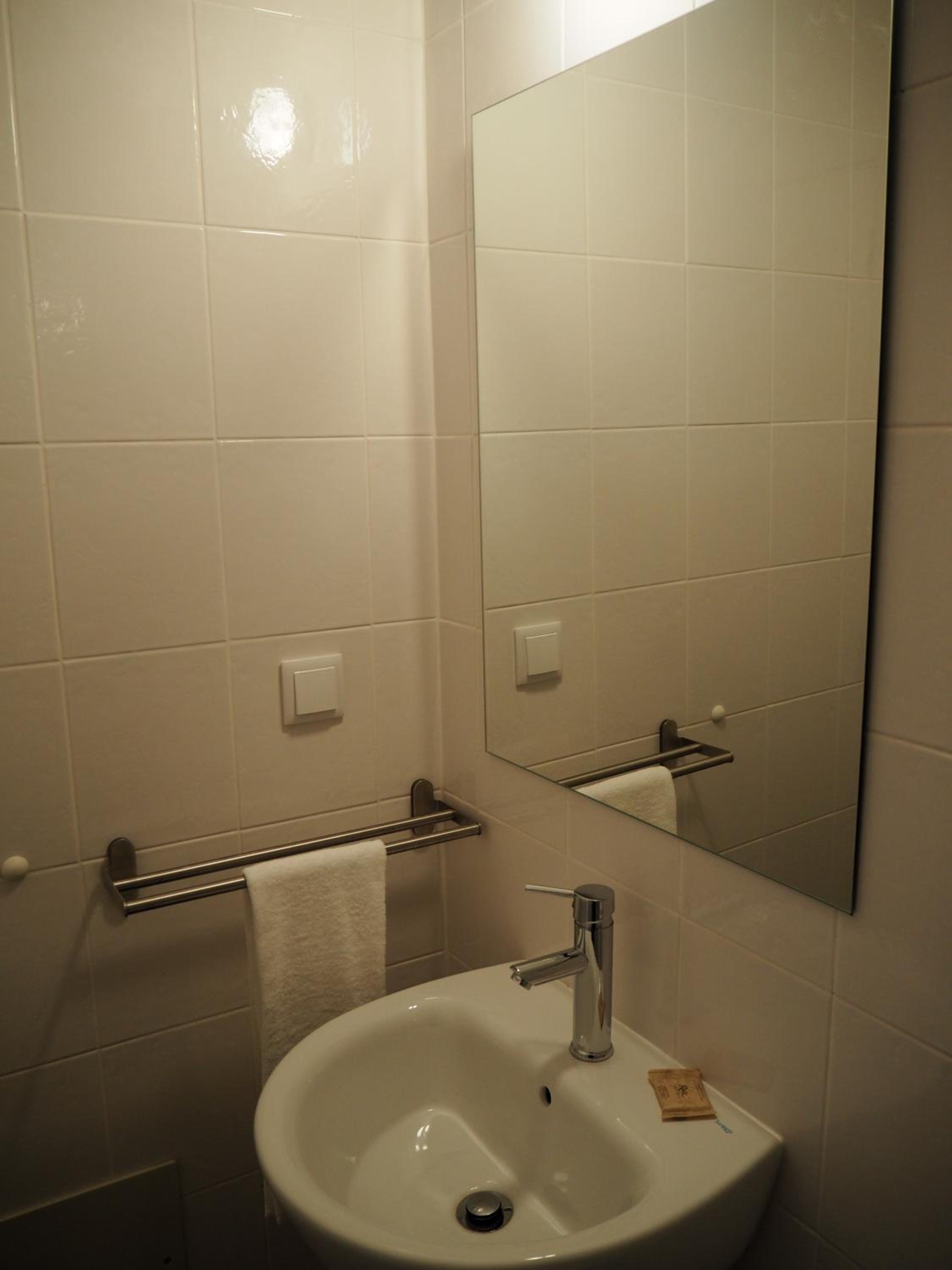 Deluxe Triple Room with Sea View - Photo 7