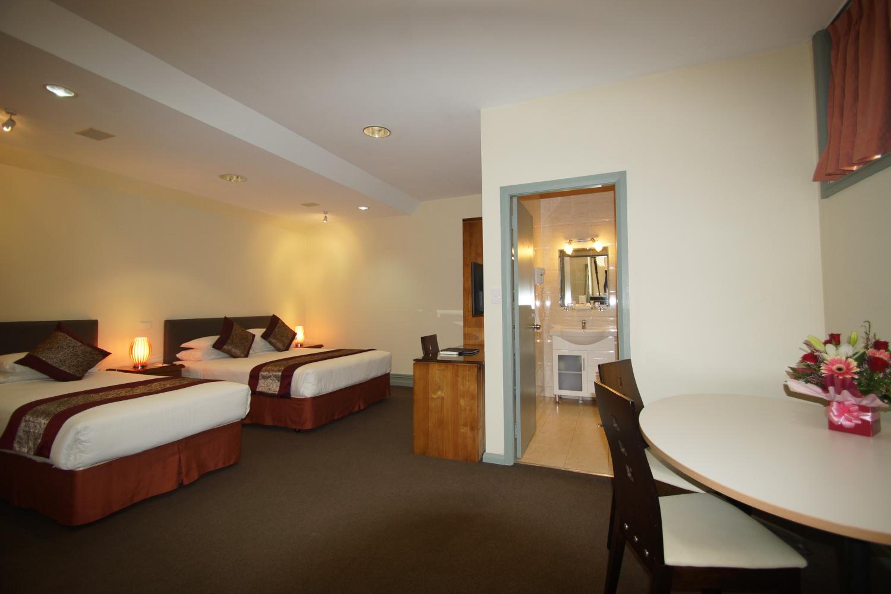 Budget Twin Room photo 3