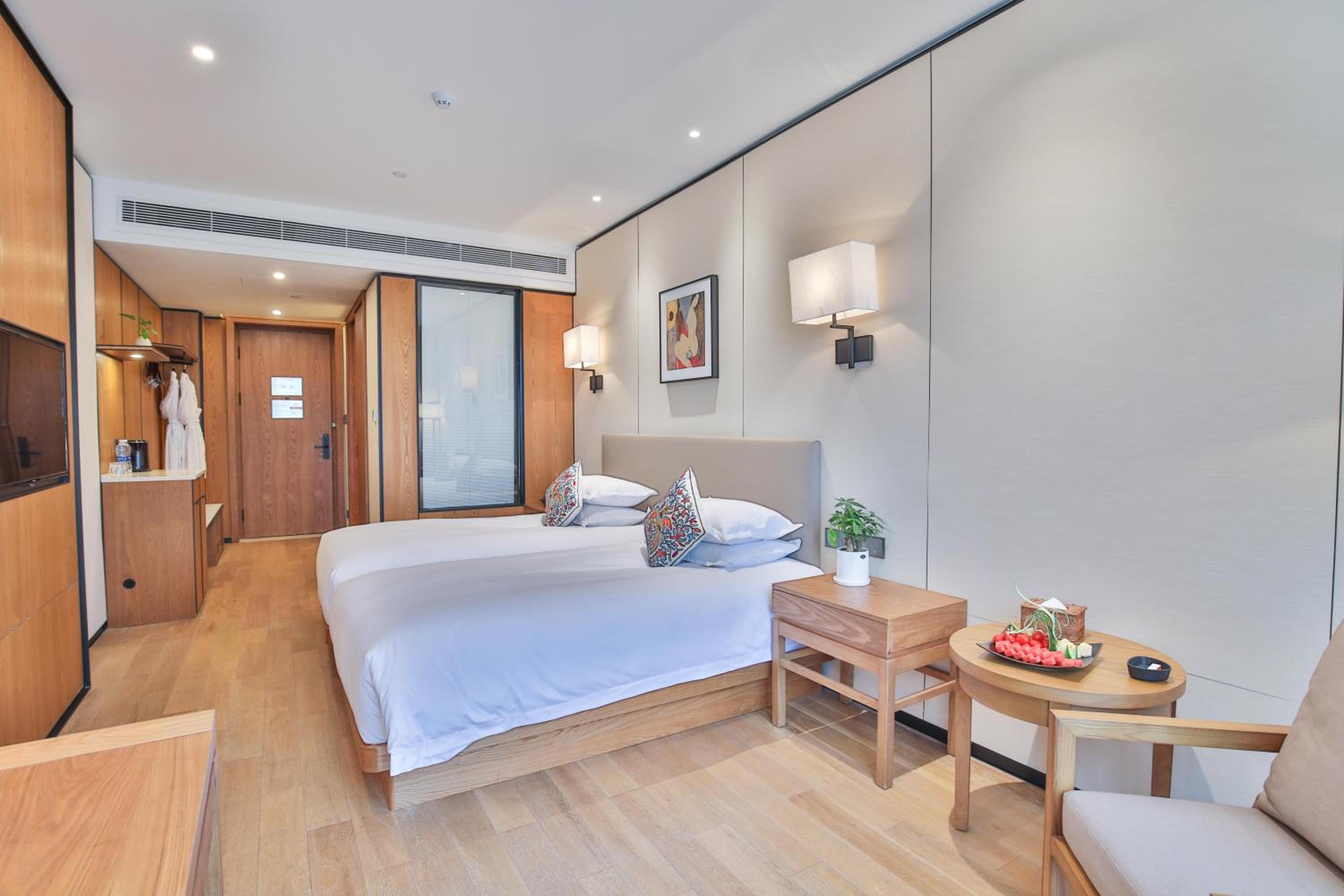 Deluxe Twin Room - Photo 1