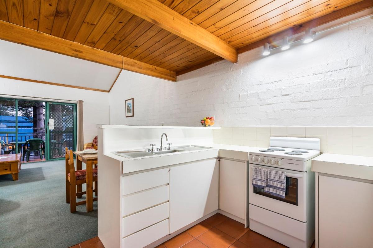 Standard Two-Bedroom Chalet photo 2