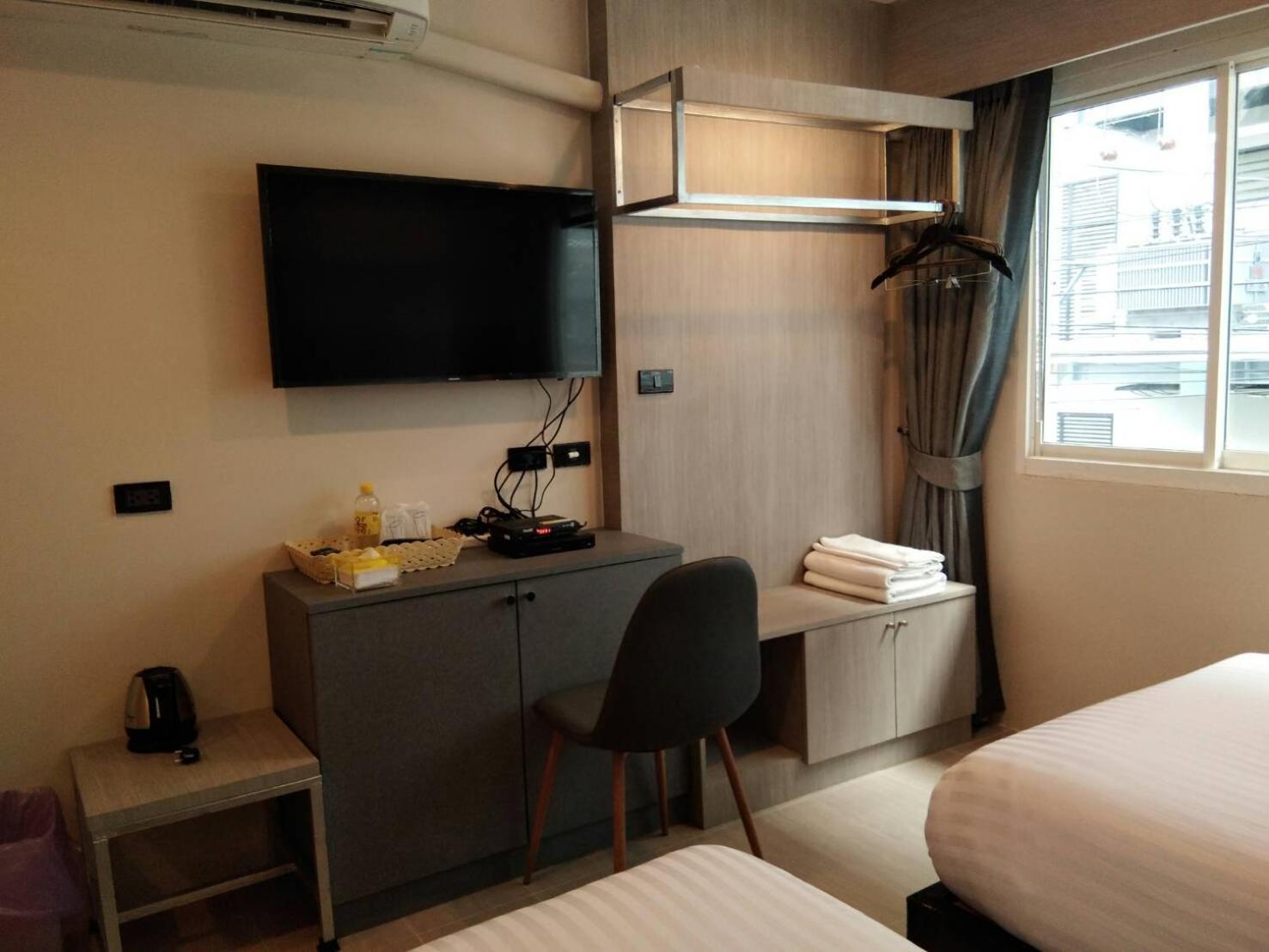 Double Room with Shared Bathroom photo 1