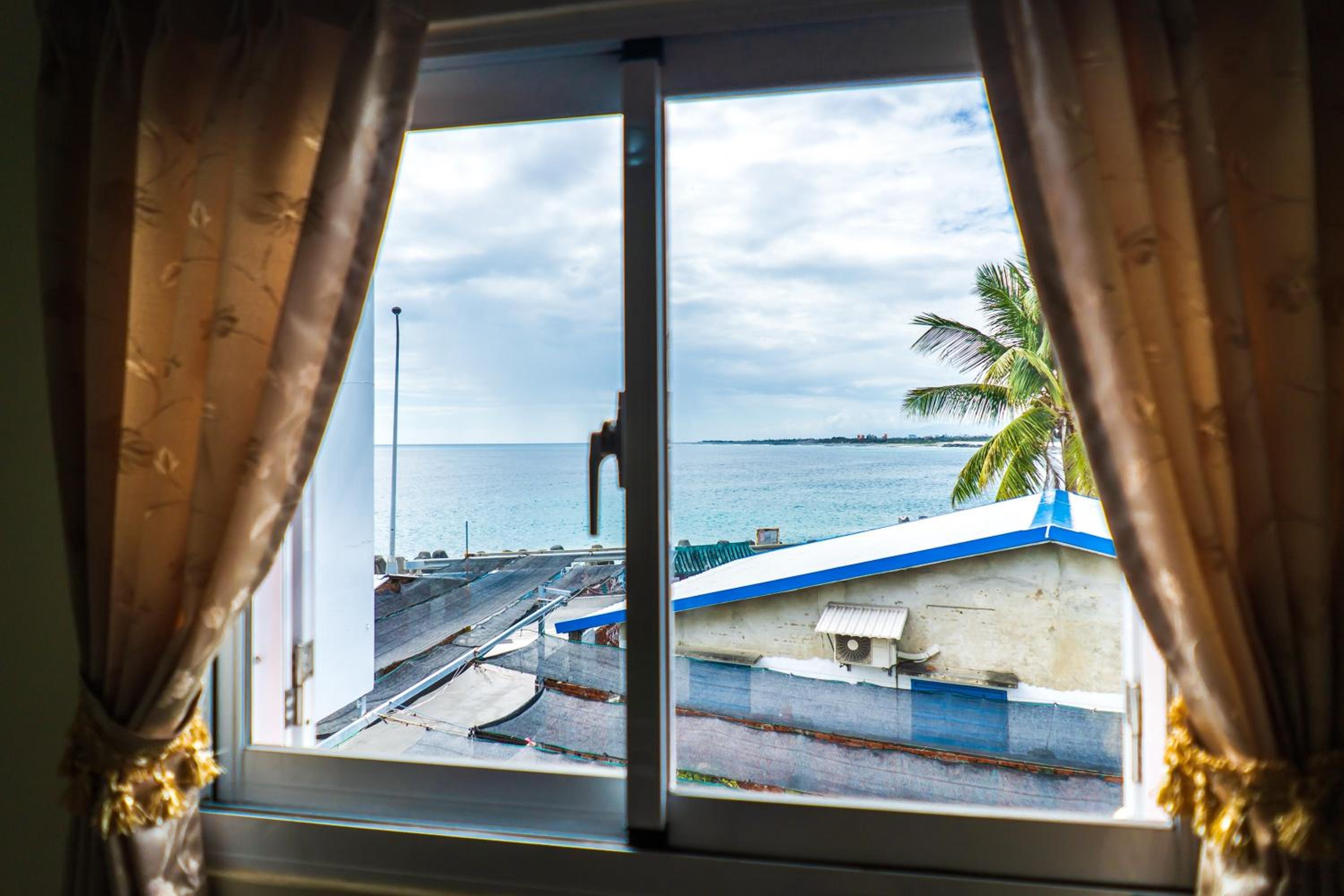 Quadruple Room with Sea View